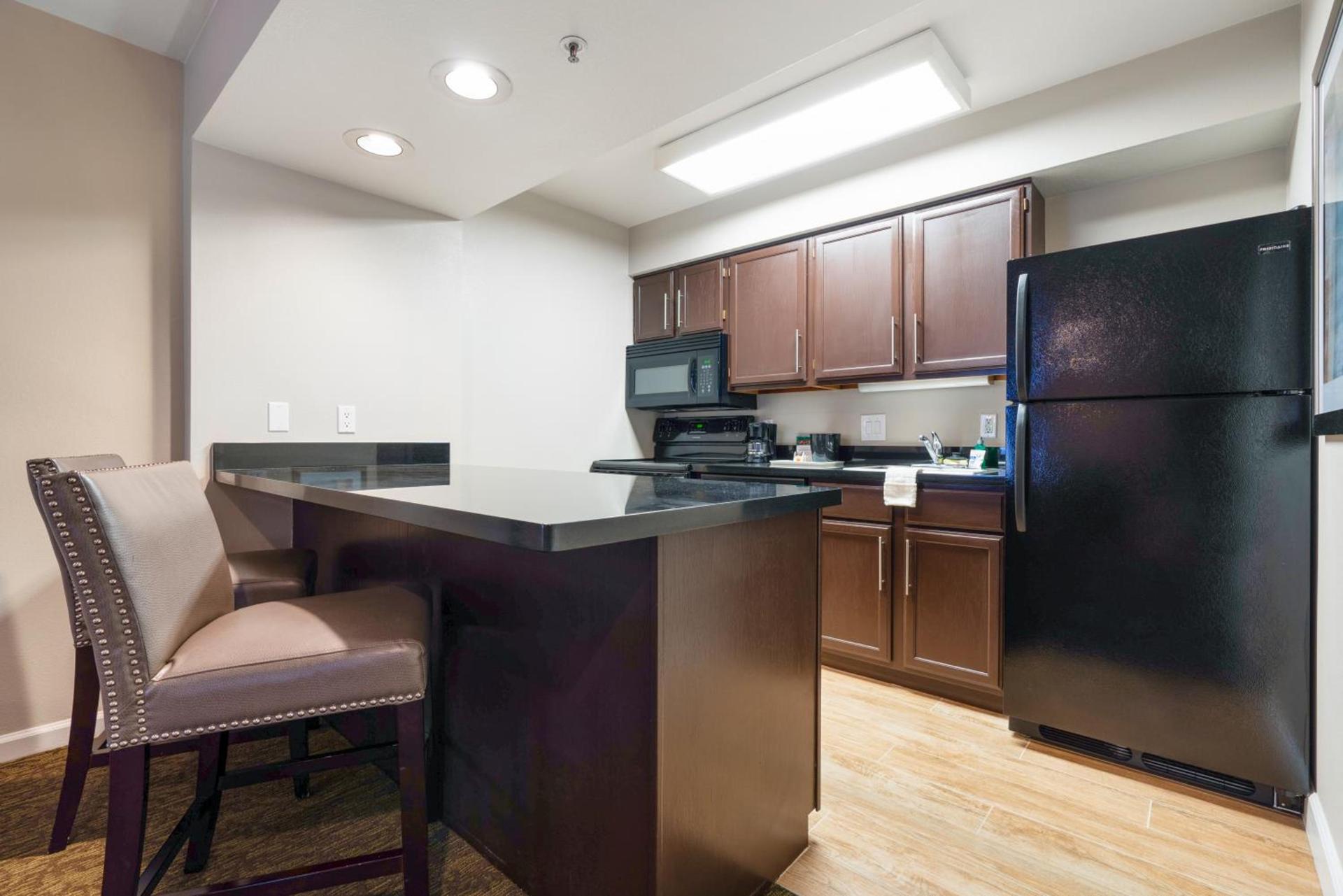 Chase Suites Brea-Fullerton - North Orange County photo 25