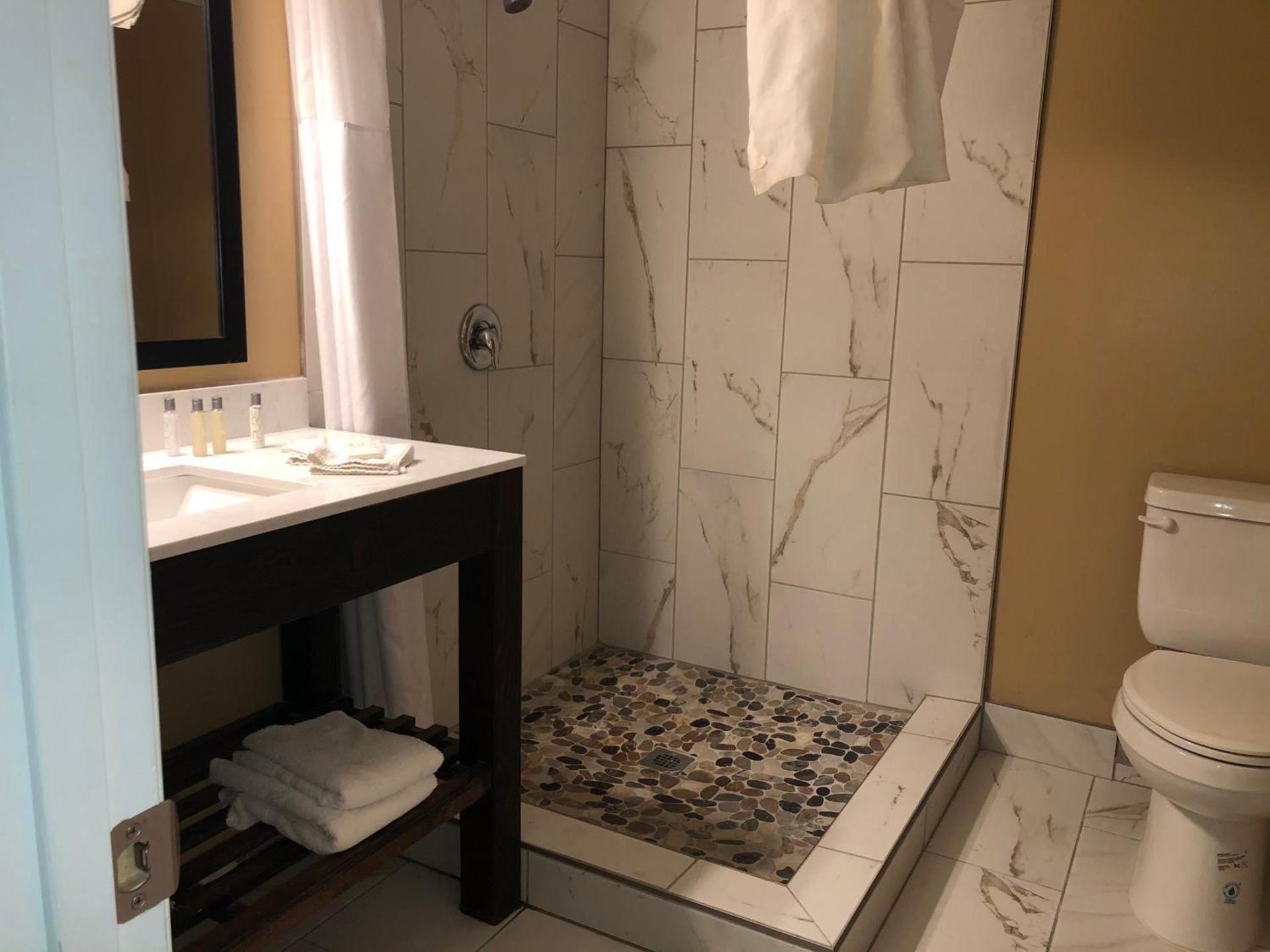 Hotel Elevation photo 16