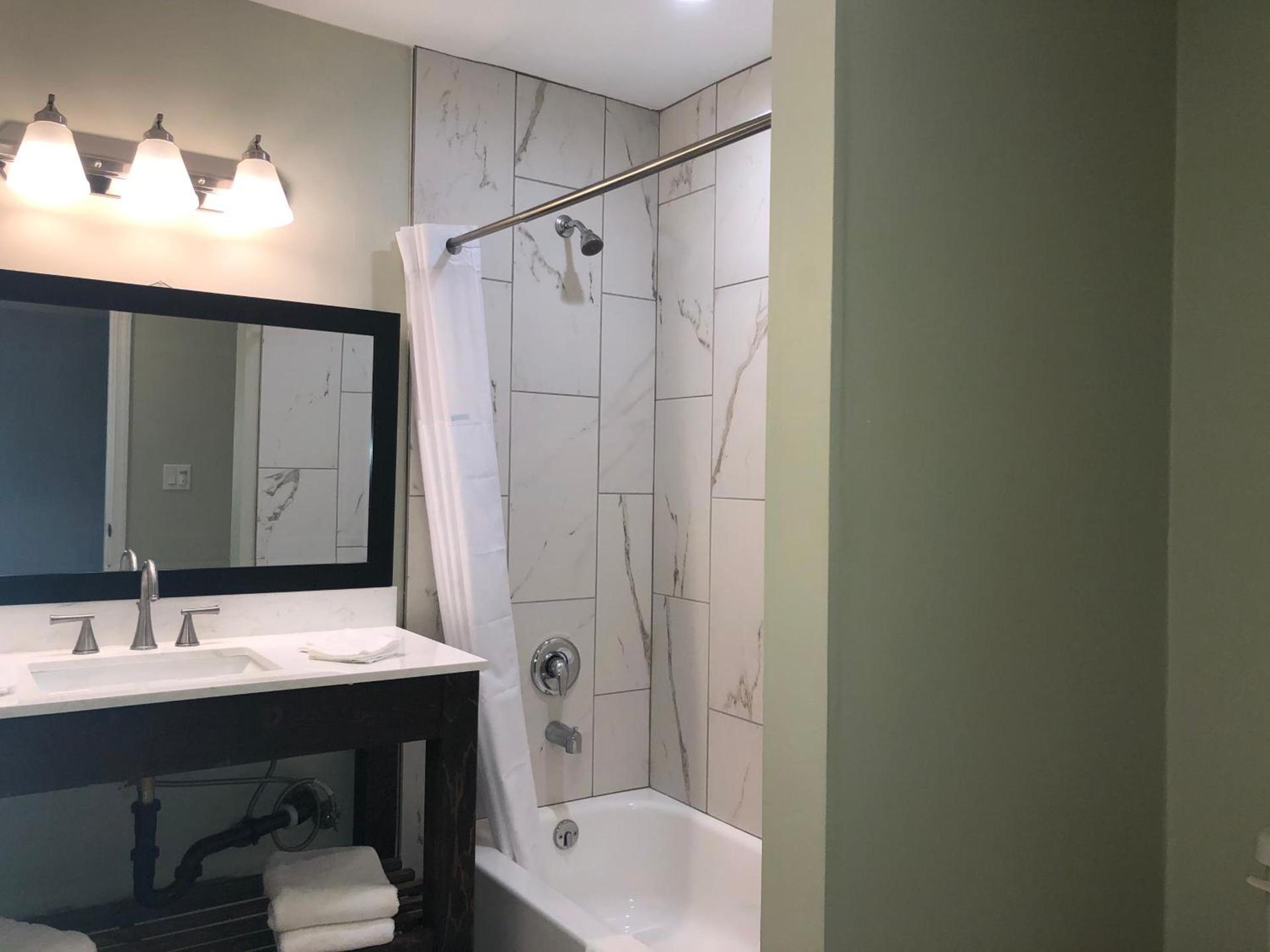 Hotel Elevation photo 18