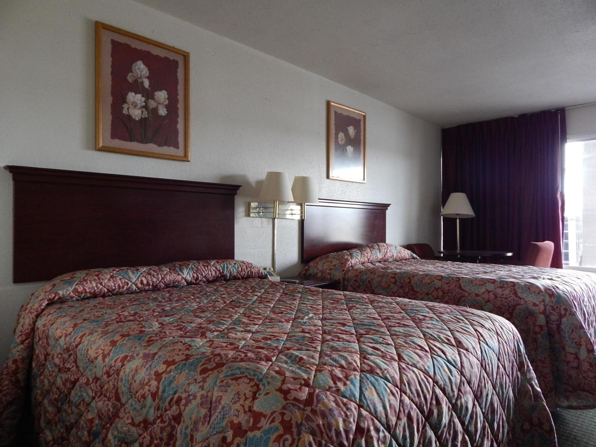Knights Inn - Plant City photo 39