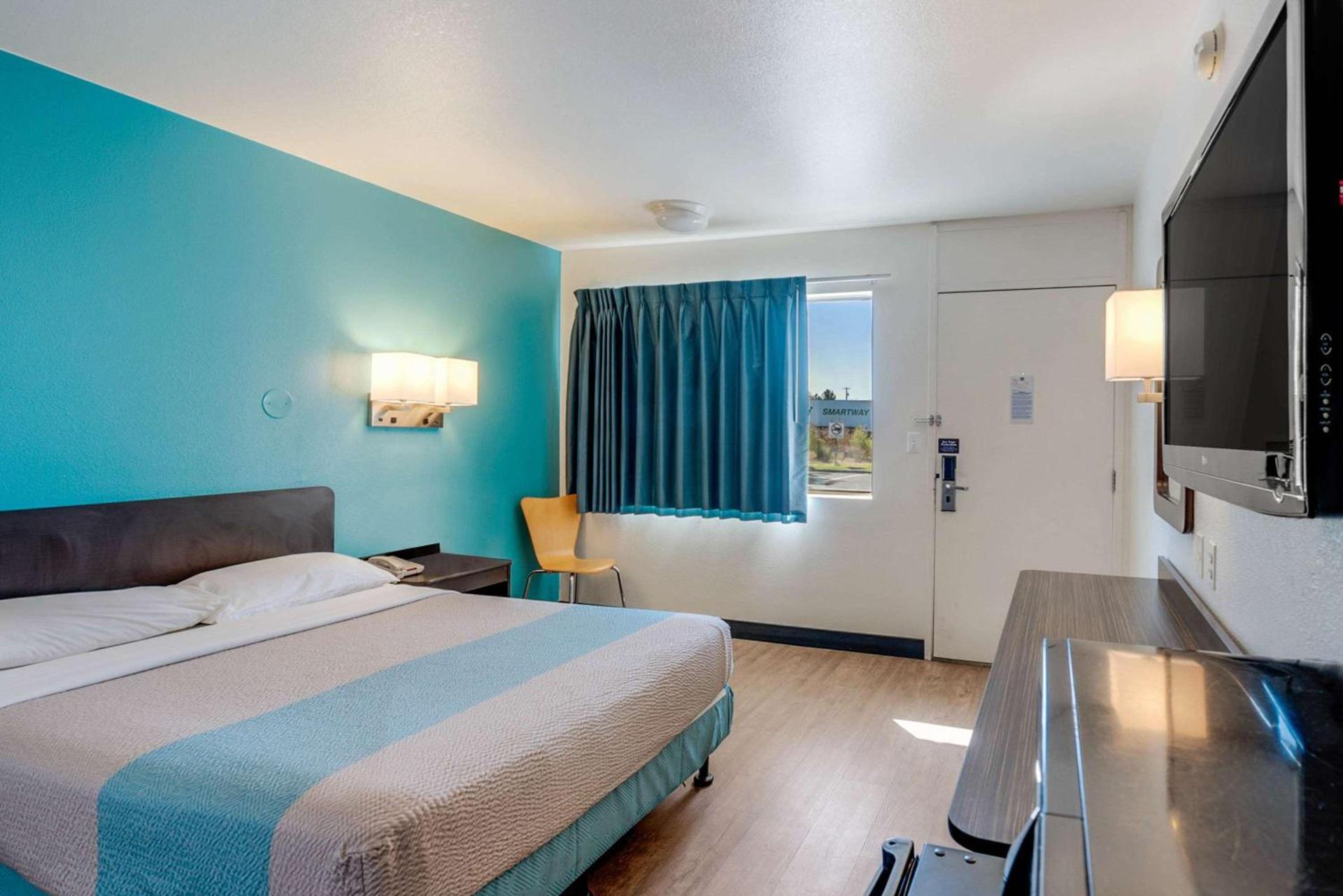 Park Inn by Radisson, Winnemucca photo 11