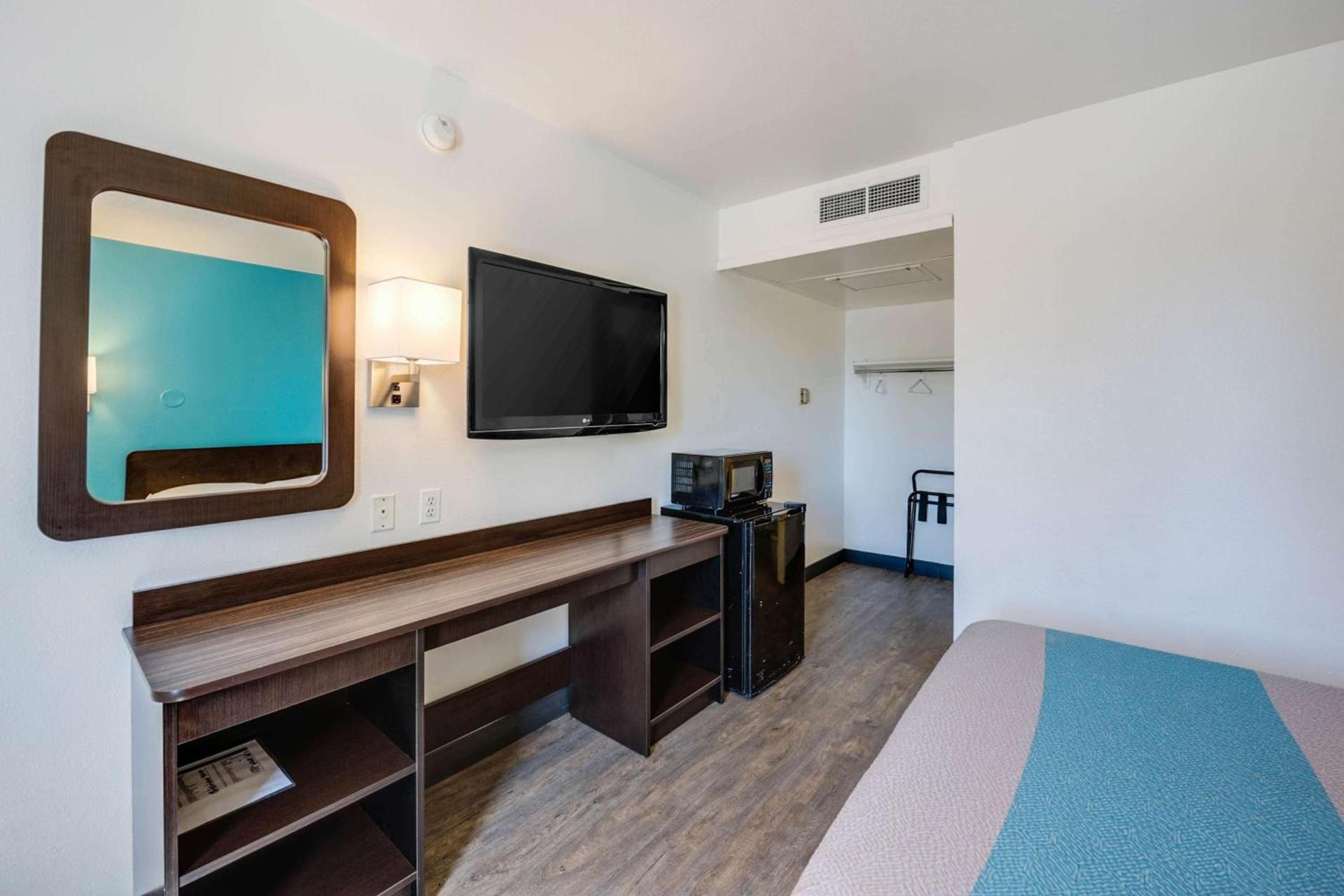 Park Inn by Radisson, Winnemucca photo 12