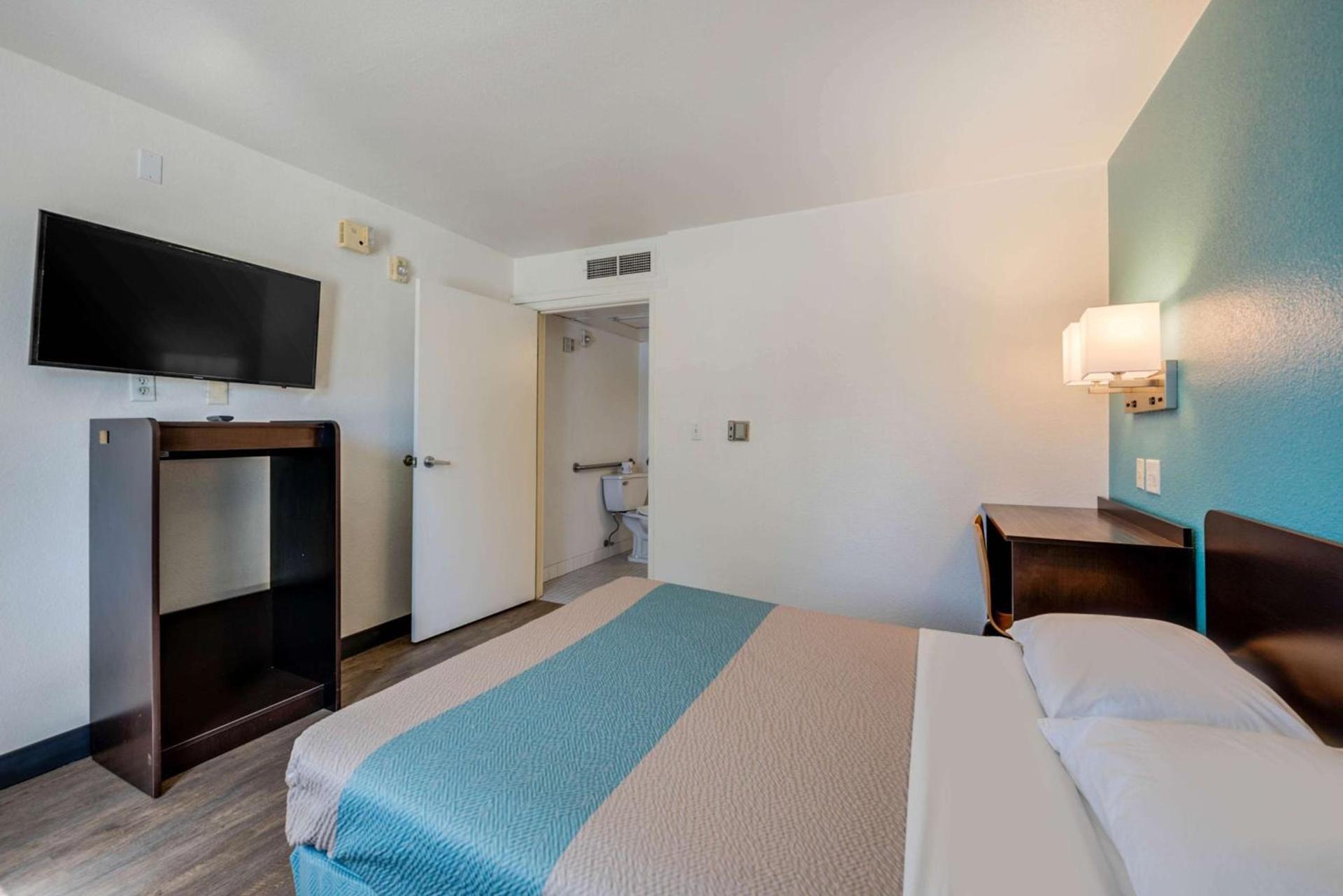 Park Inn by Radisson, Winnemucca photo 17
