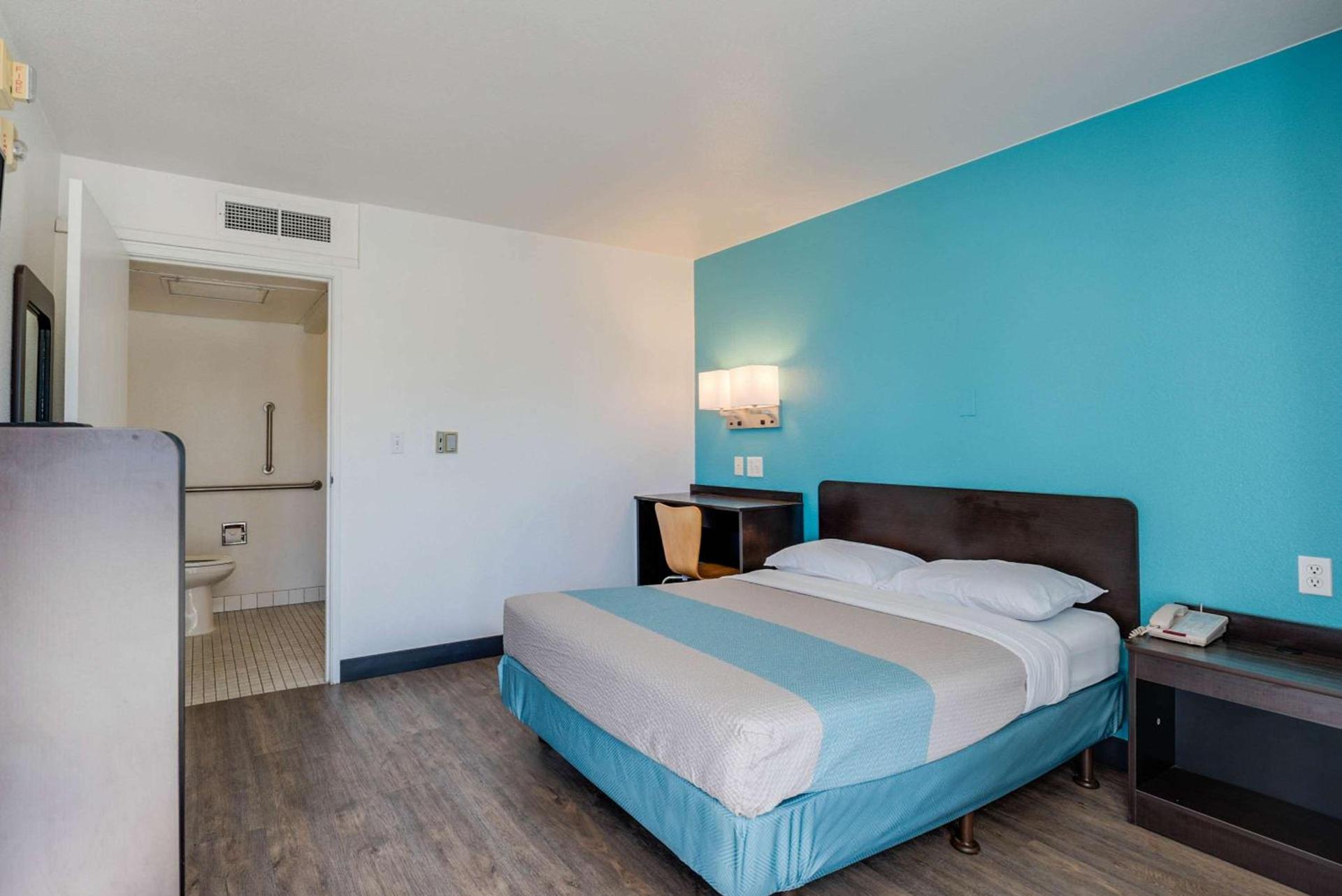 Park Inn by Radisson, Winnemucca photo 16