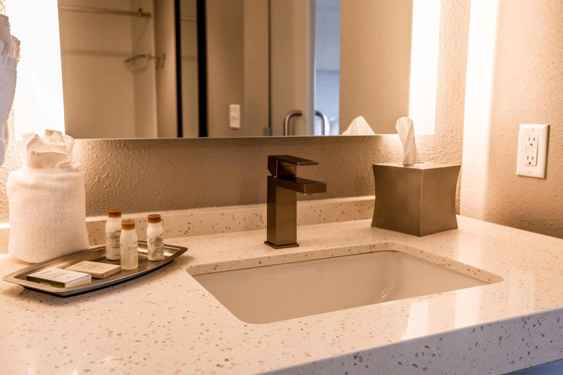 Hotel Indigo Harrisburg - Hershey by IHG photo 33