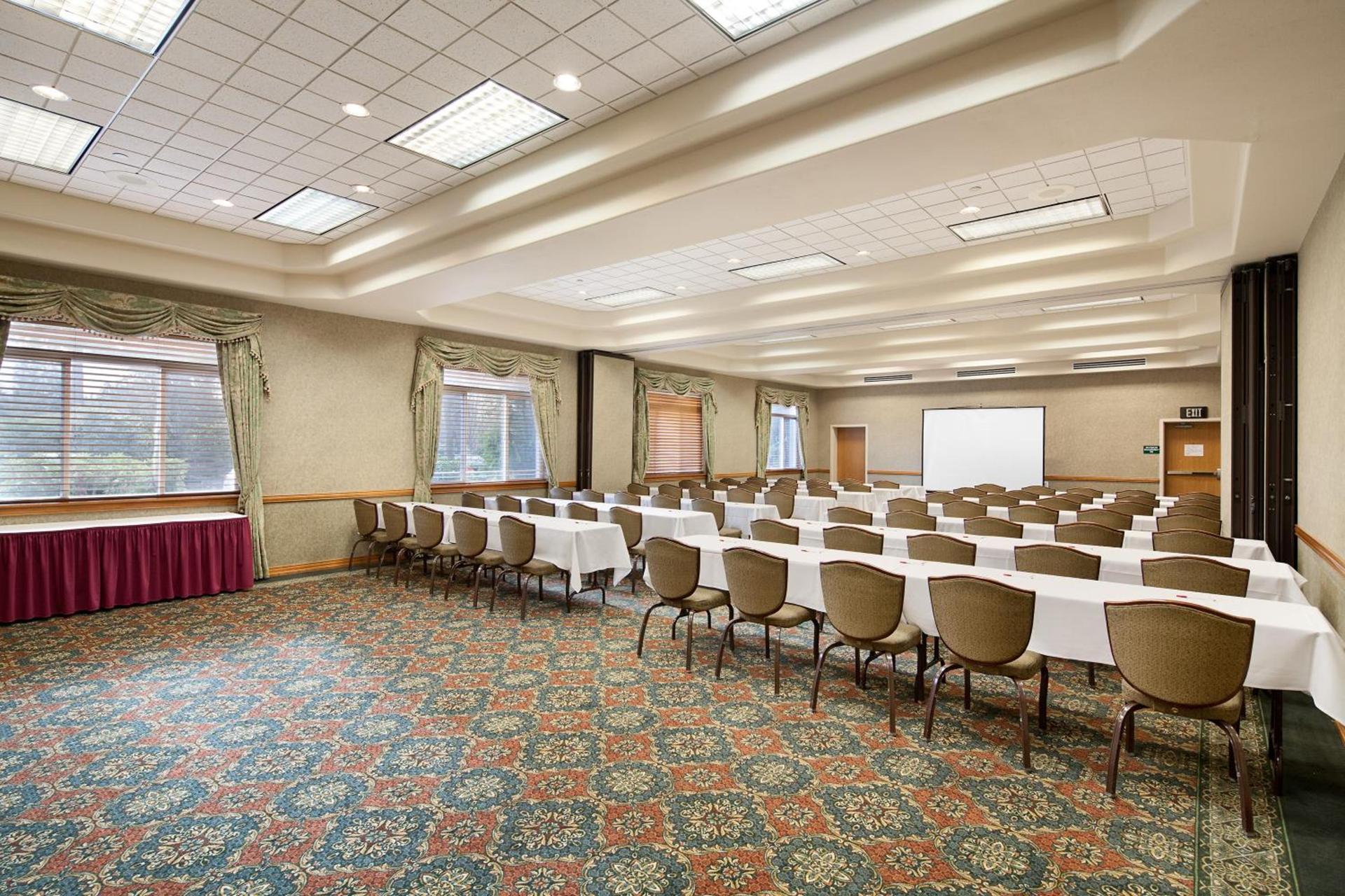 Ramada by Wyndham Olympia photo 38