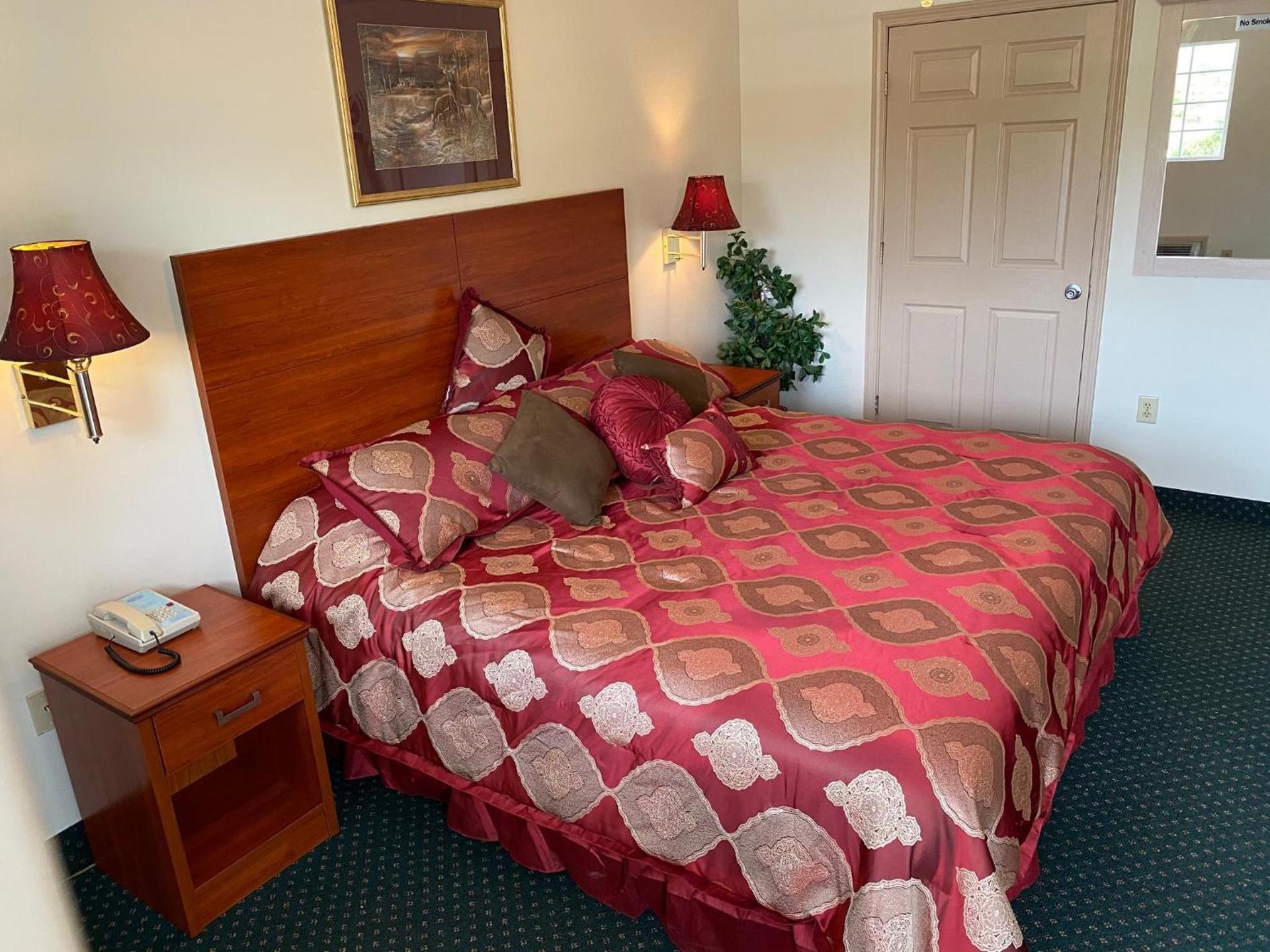 Country Hearth Inn-Union City photo 8