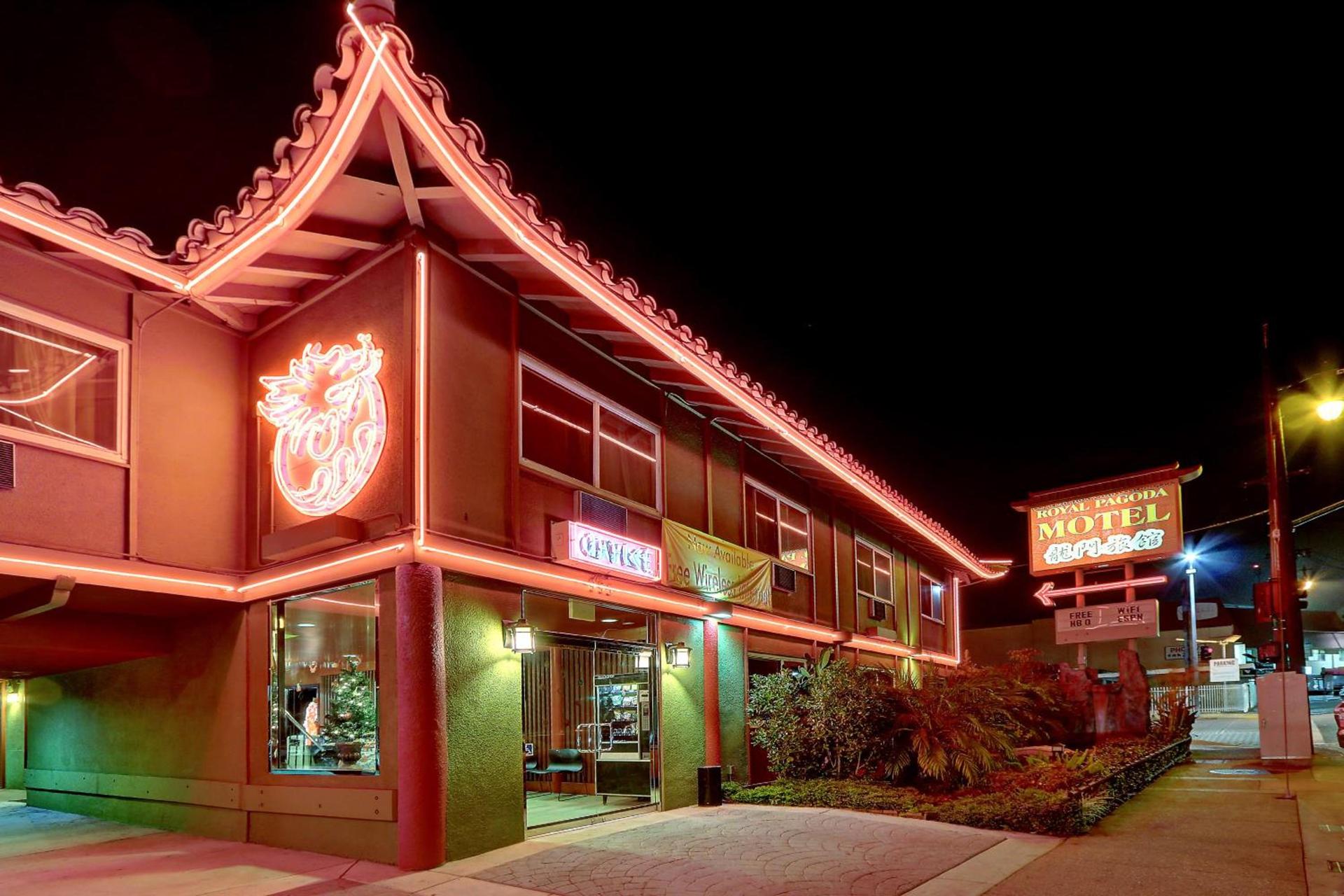 Royal Pagoda Motel Dodger Stadium photo 19