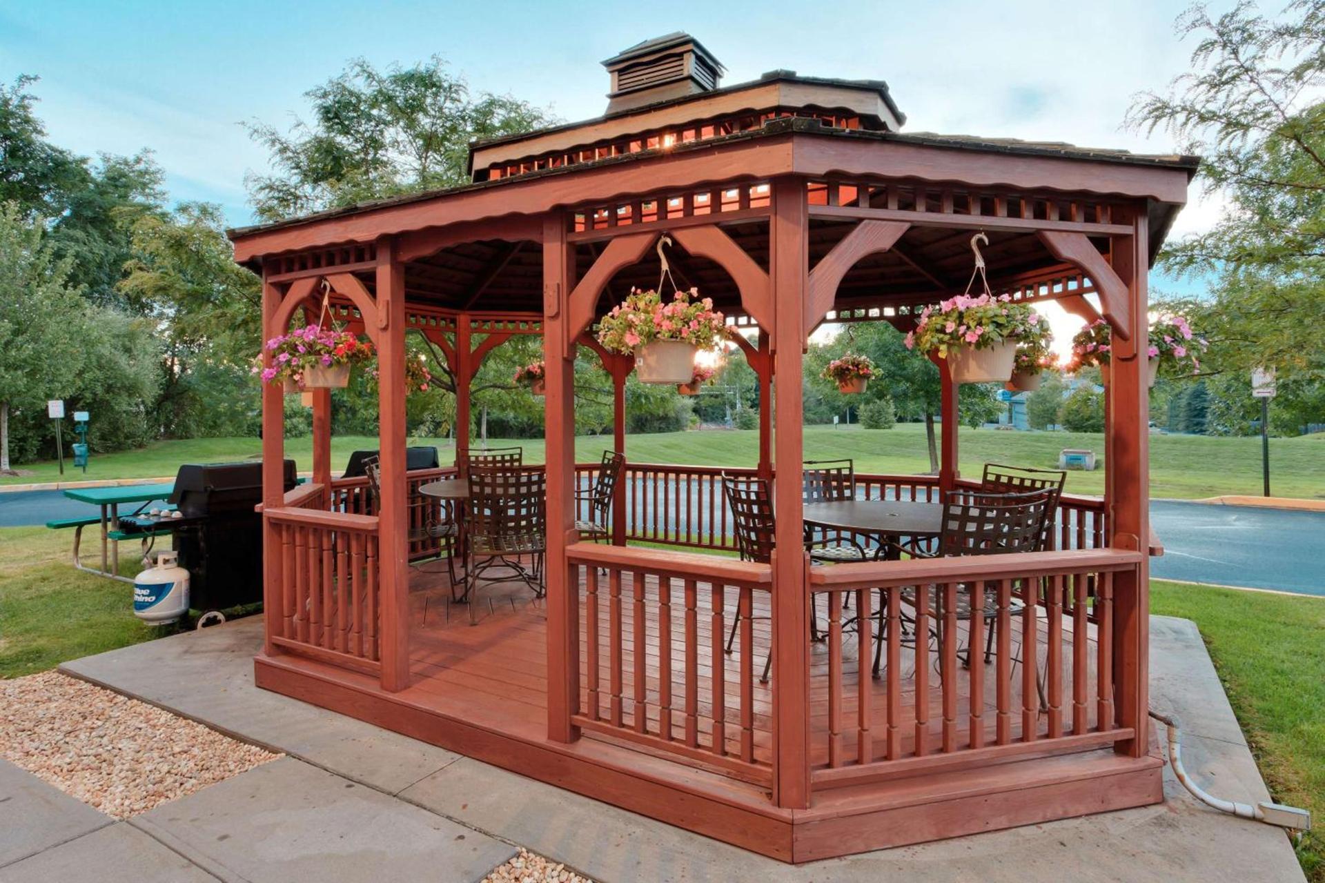 Sonesta Simply Suites Nanuet photo 3