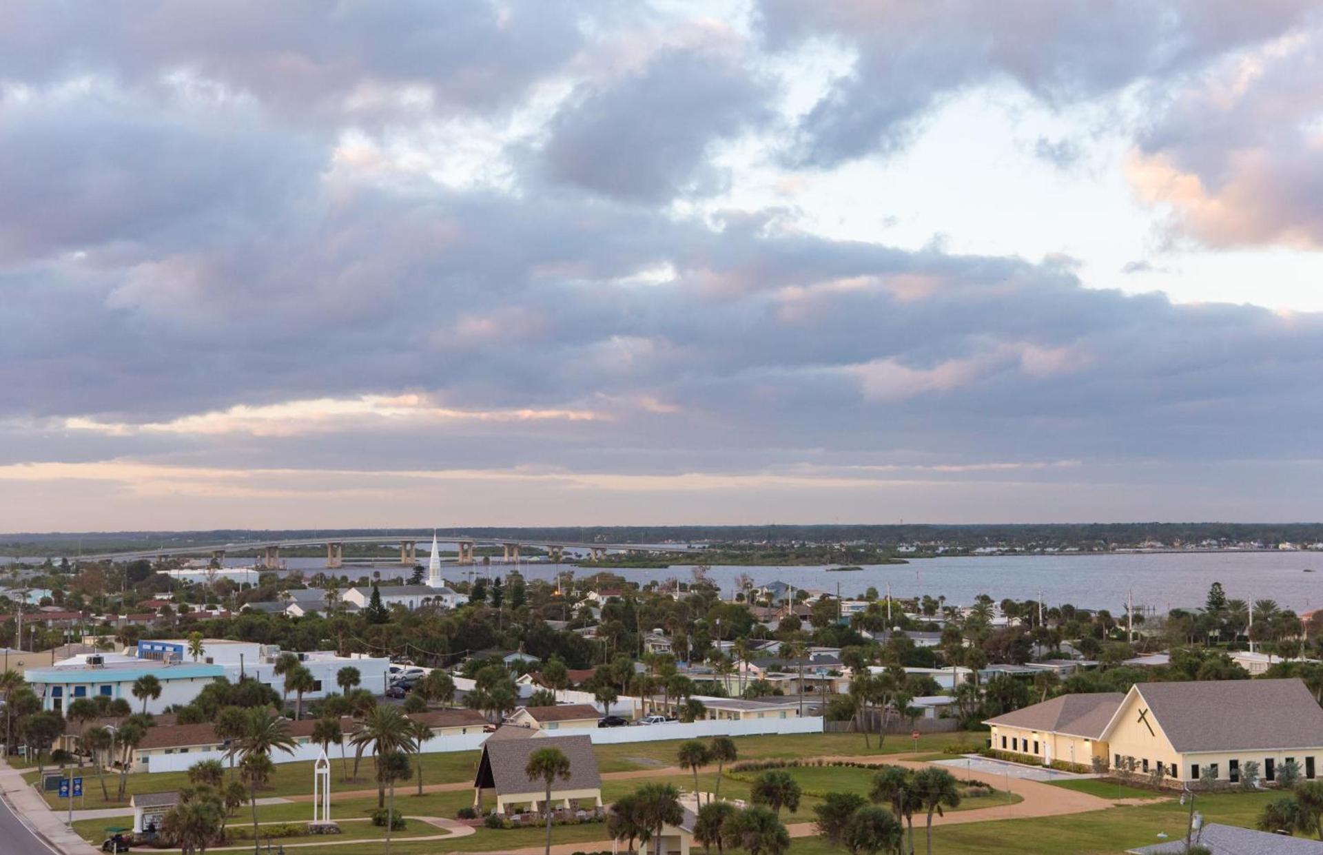 Sand Dollar Condominiums photo 47