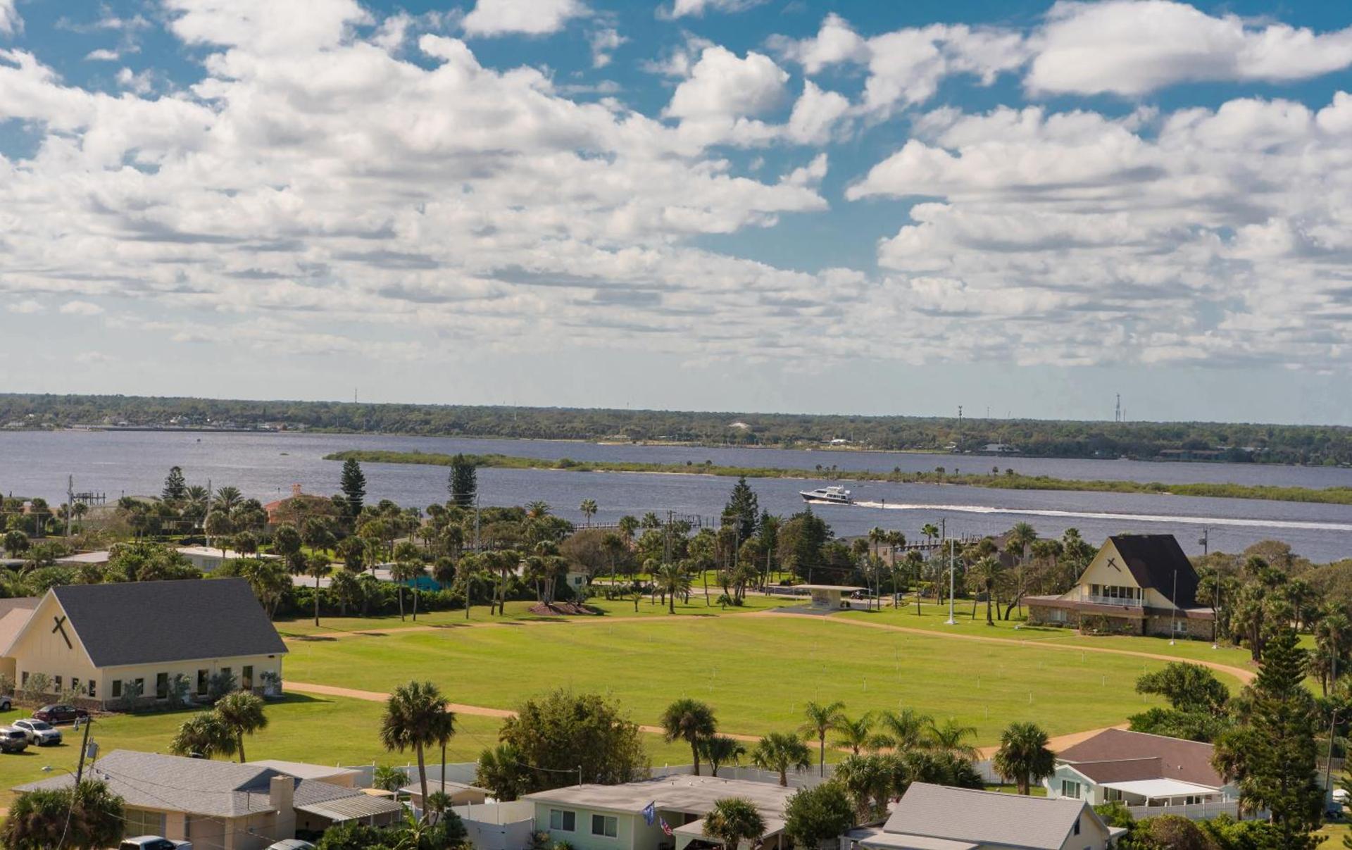Sand Dollar Condominiums photo 34