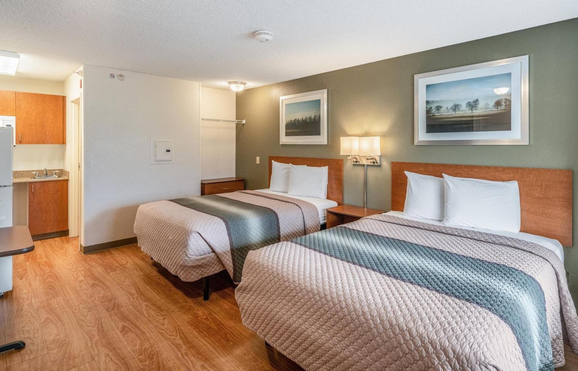 Birch Hill Suites Louisville photo 8