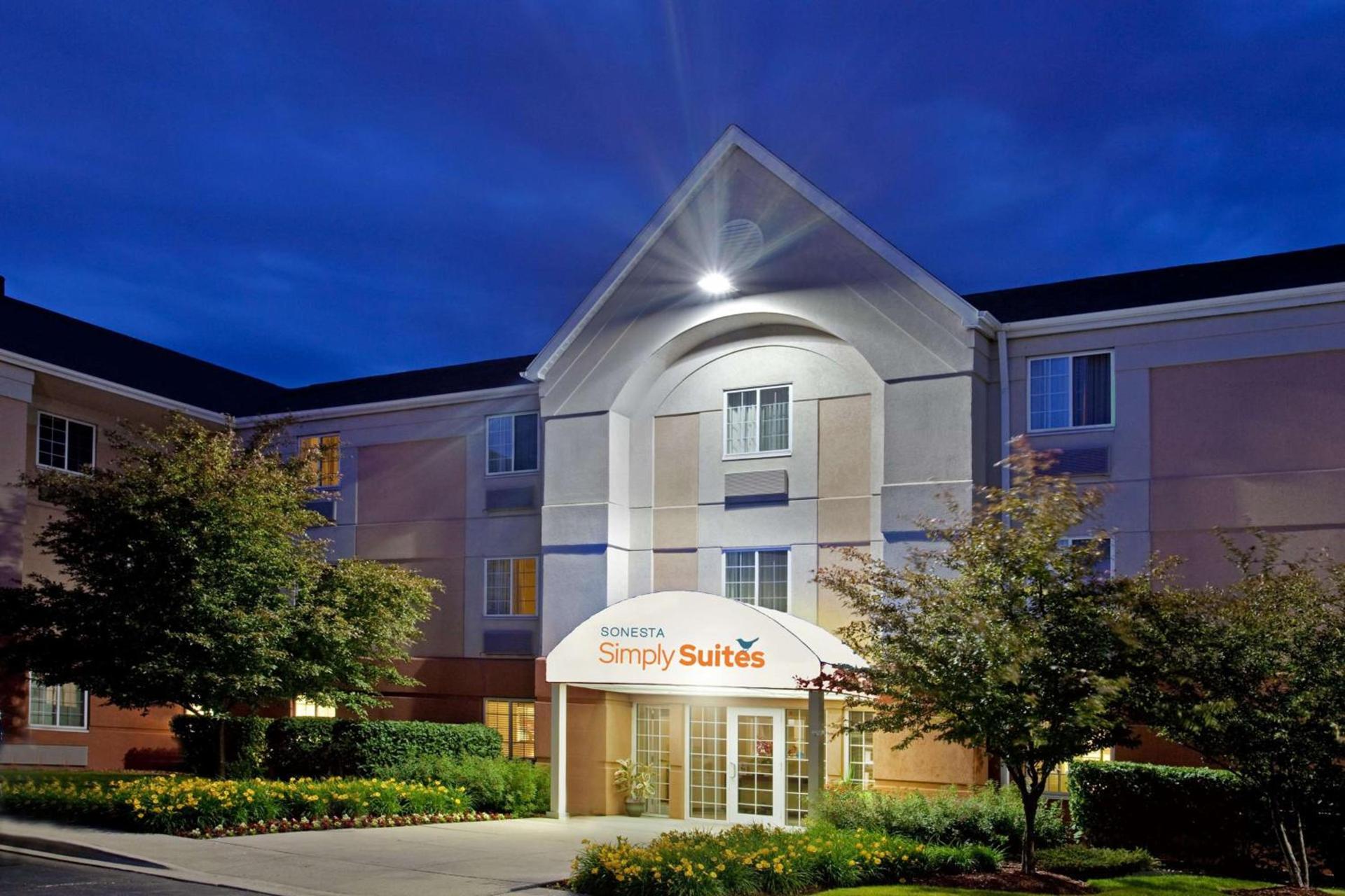 Sonesta Simply Suites Chicago Waukegan — hotel in Waukegan