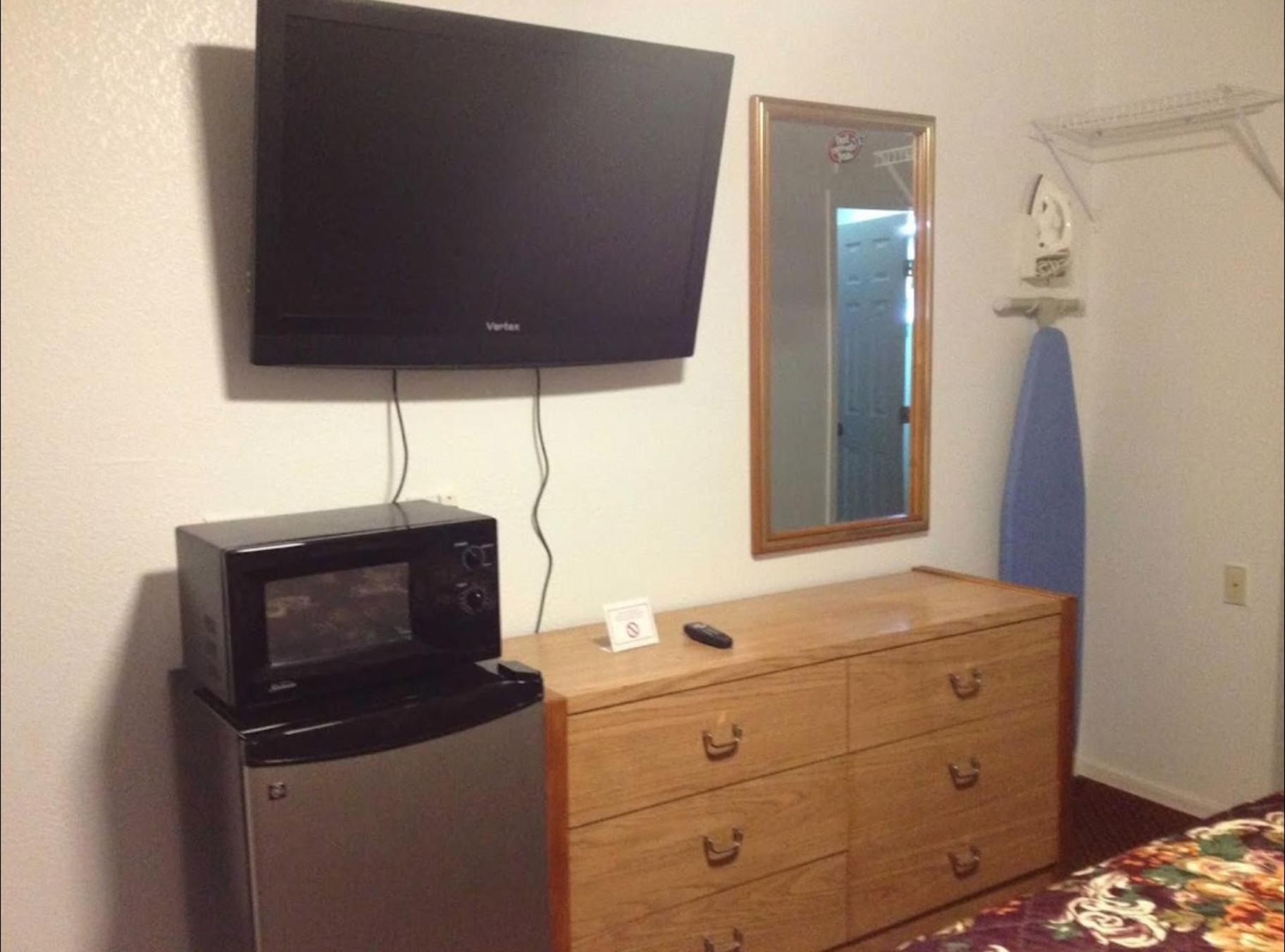 Hamilton Inn photo 9