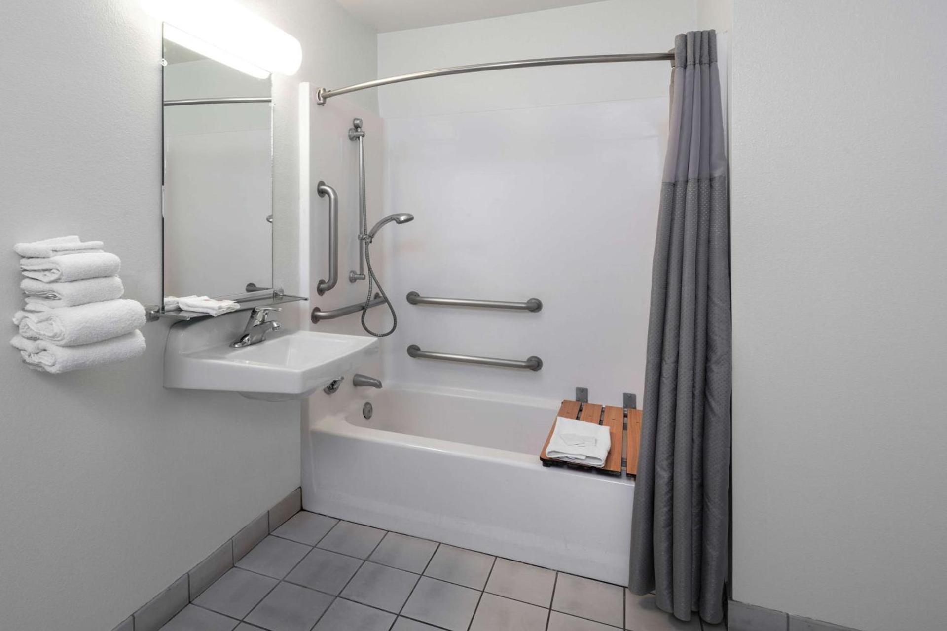 Motel 6-Anaheim, CA - Maingate photo 7