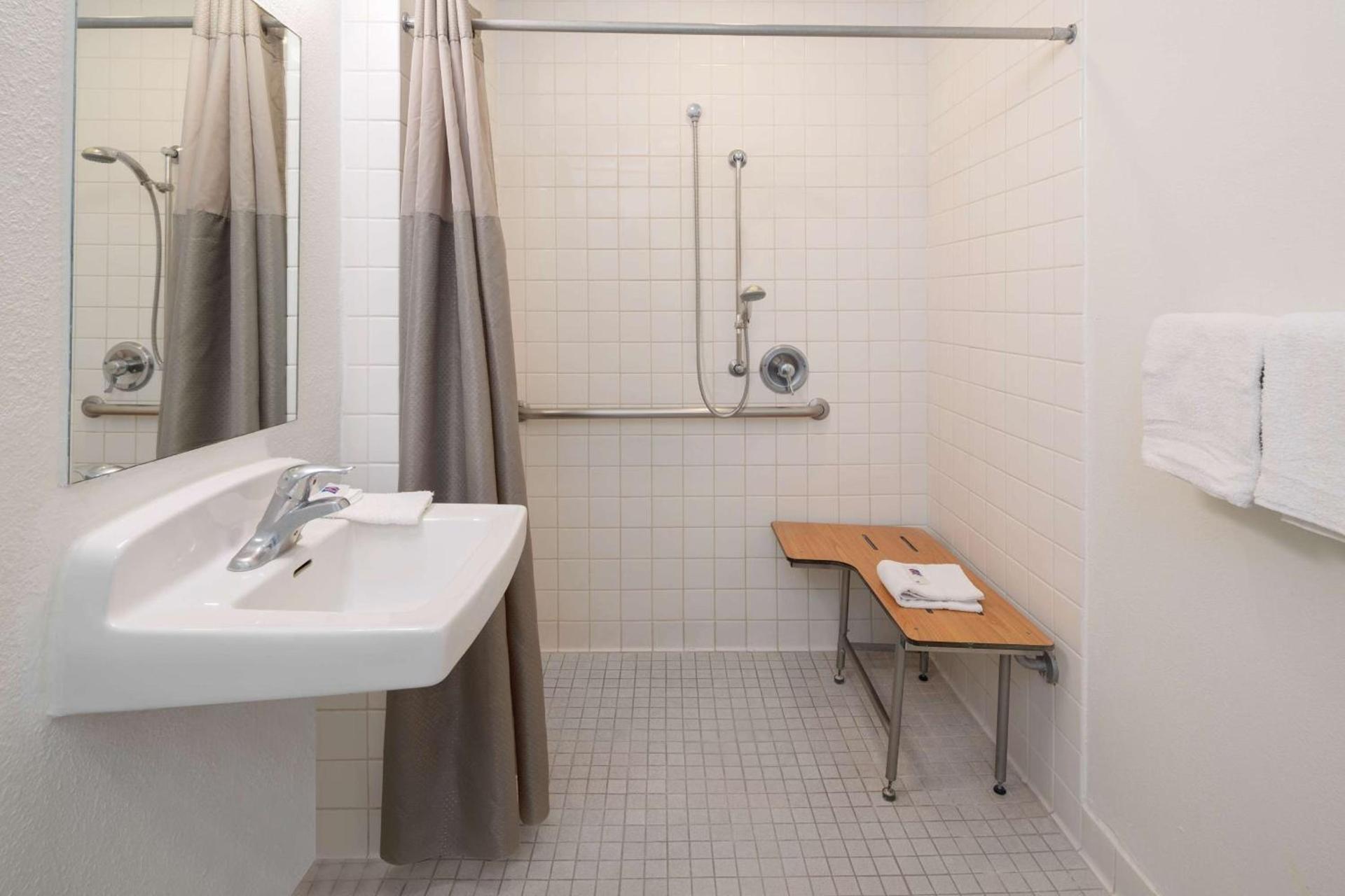 Motel 6-Ventura, CA - South photo 6