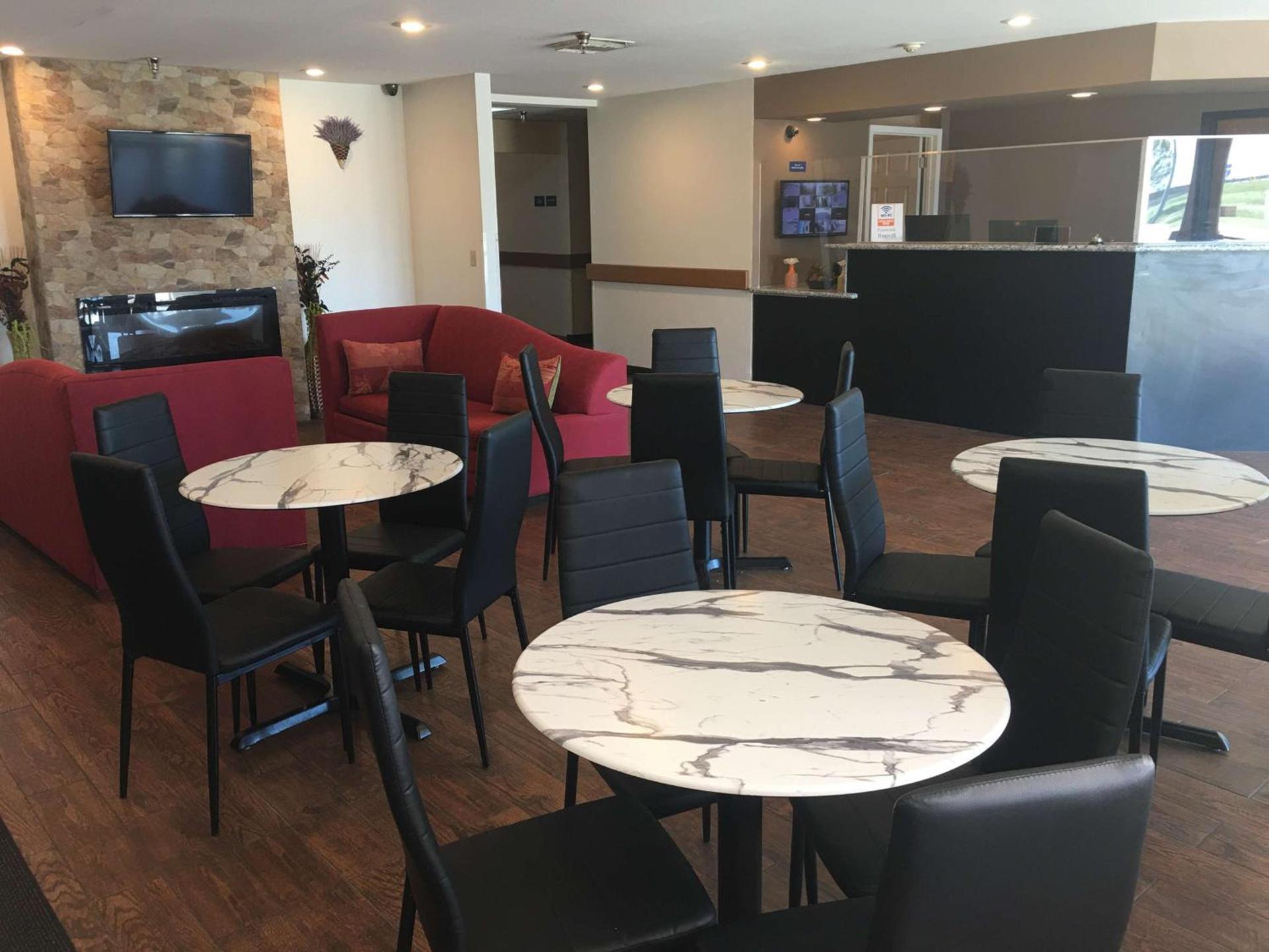 SureStay Hotel by Best Western Weimar photo 2