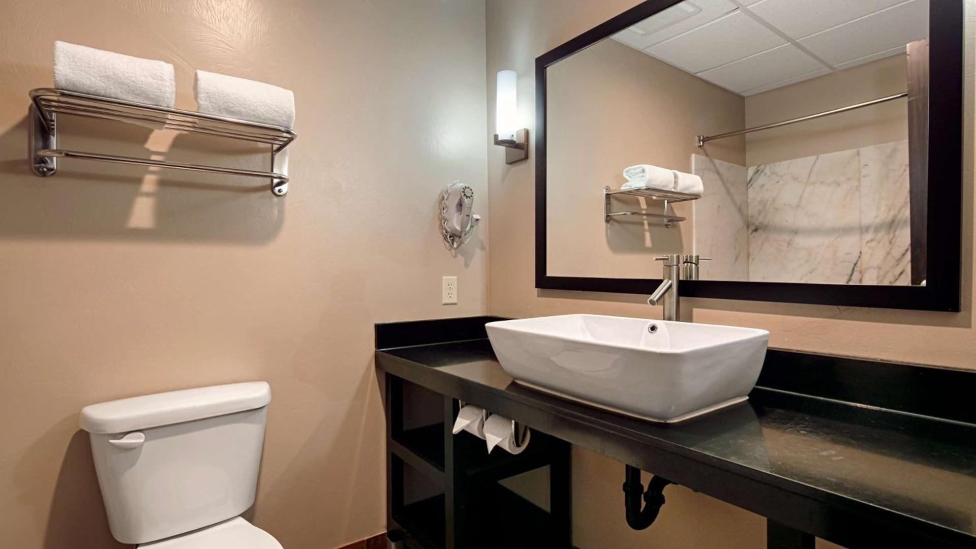 Best Western Plus Zion West photo 25