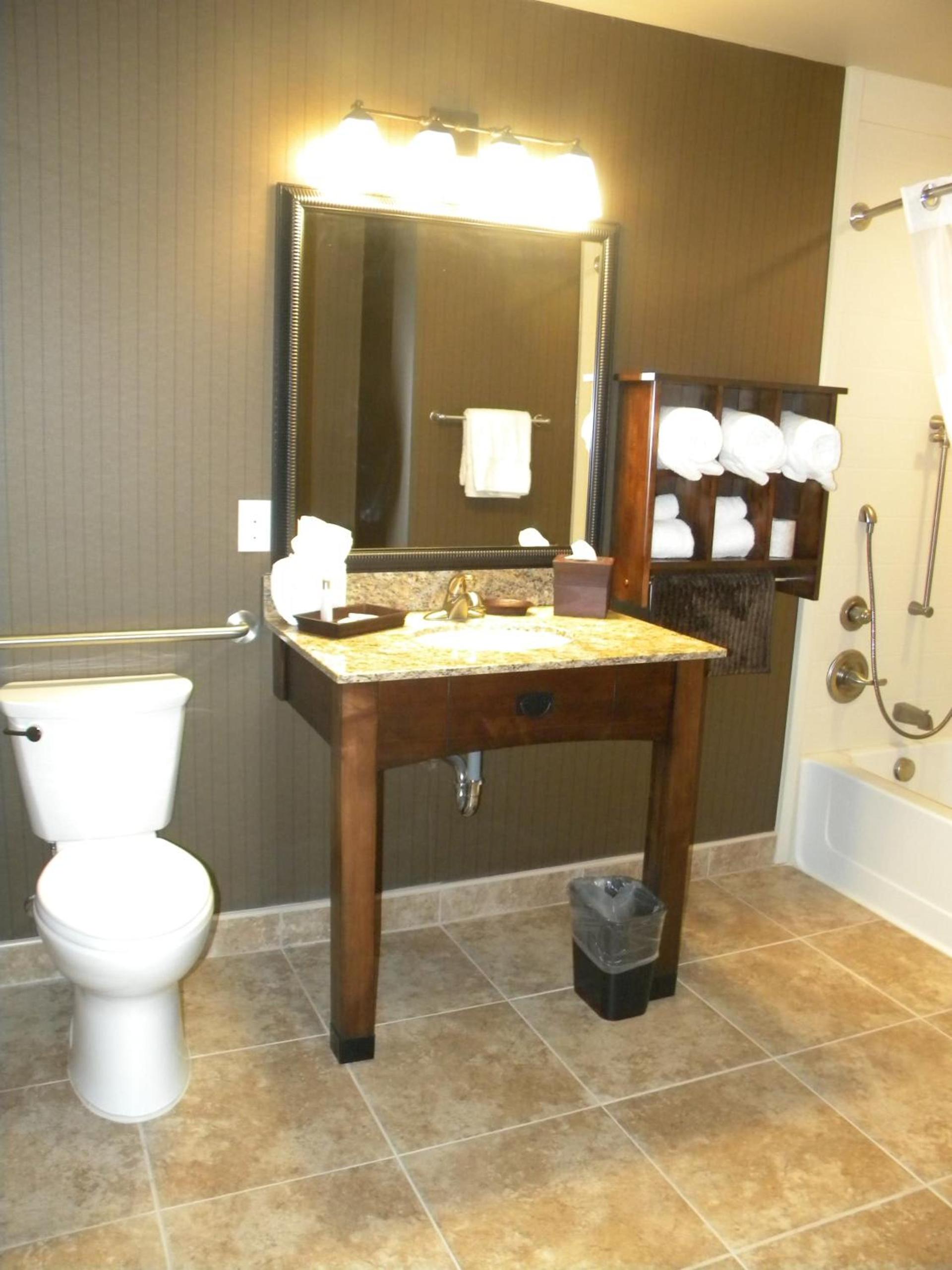 Teddy's Residential Suites Watford City photo 48