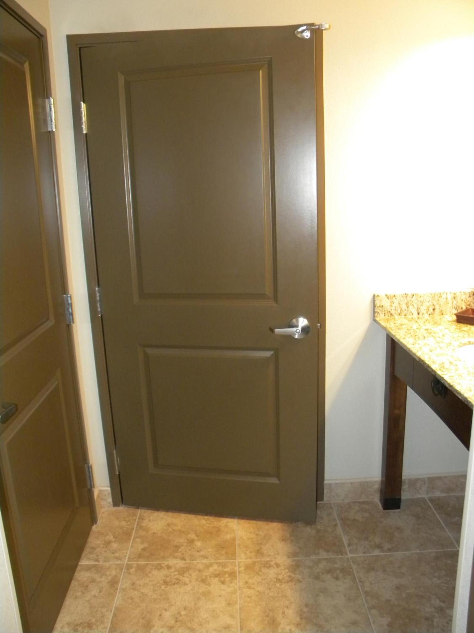 Teddy's Residential Suites Watford City photo 68