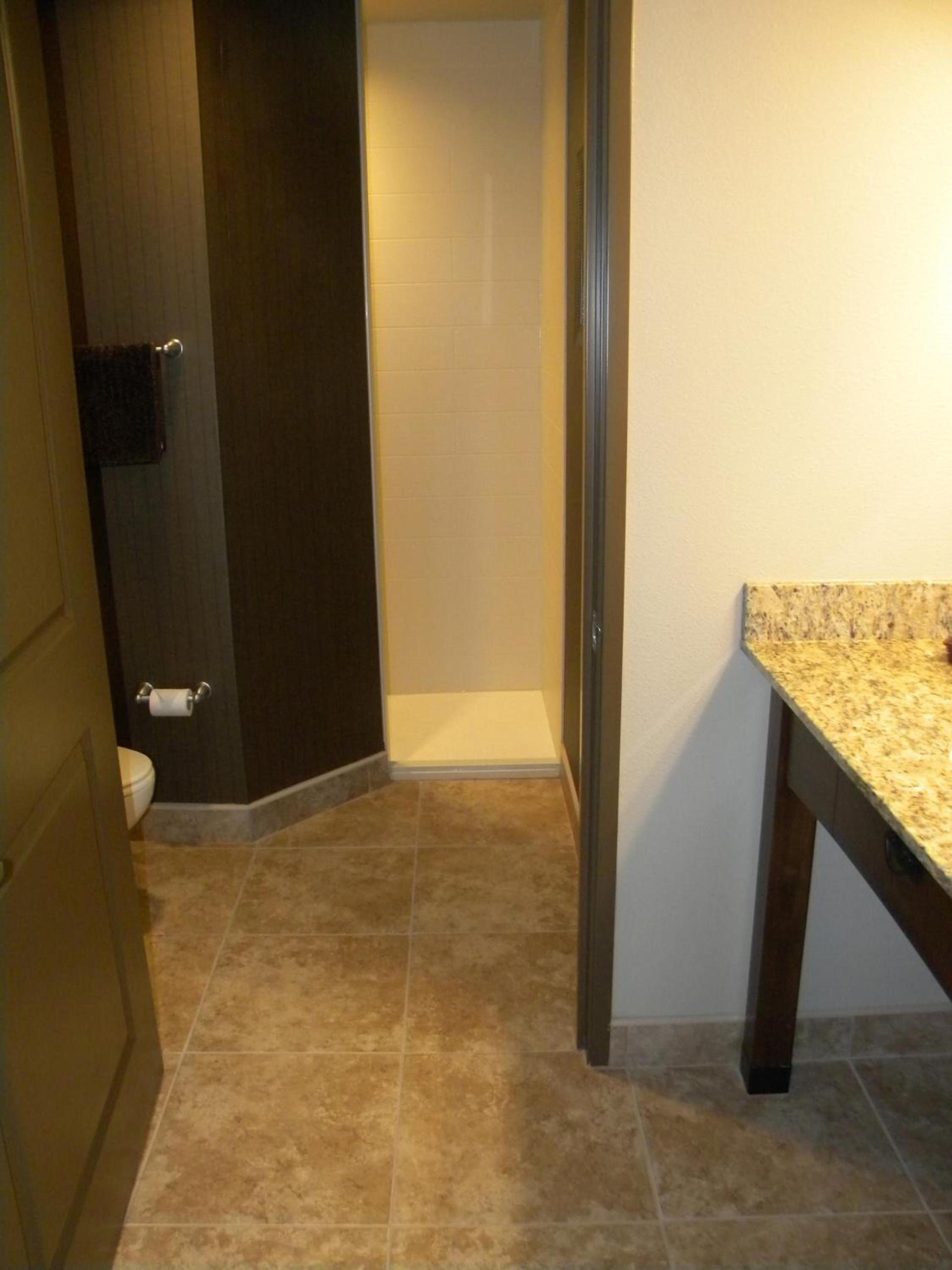 Teddy's Residential Suites Watford City photo 70