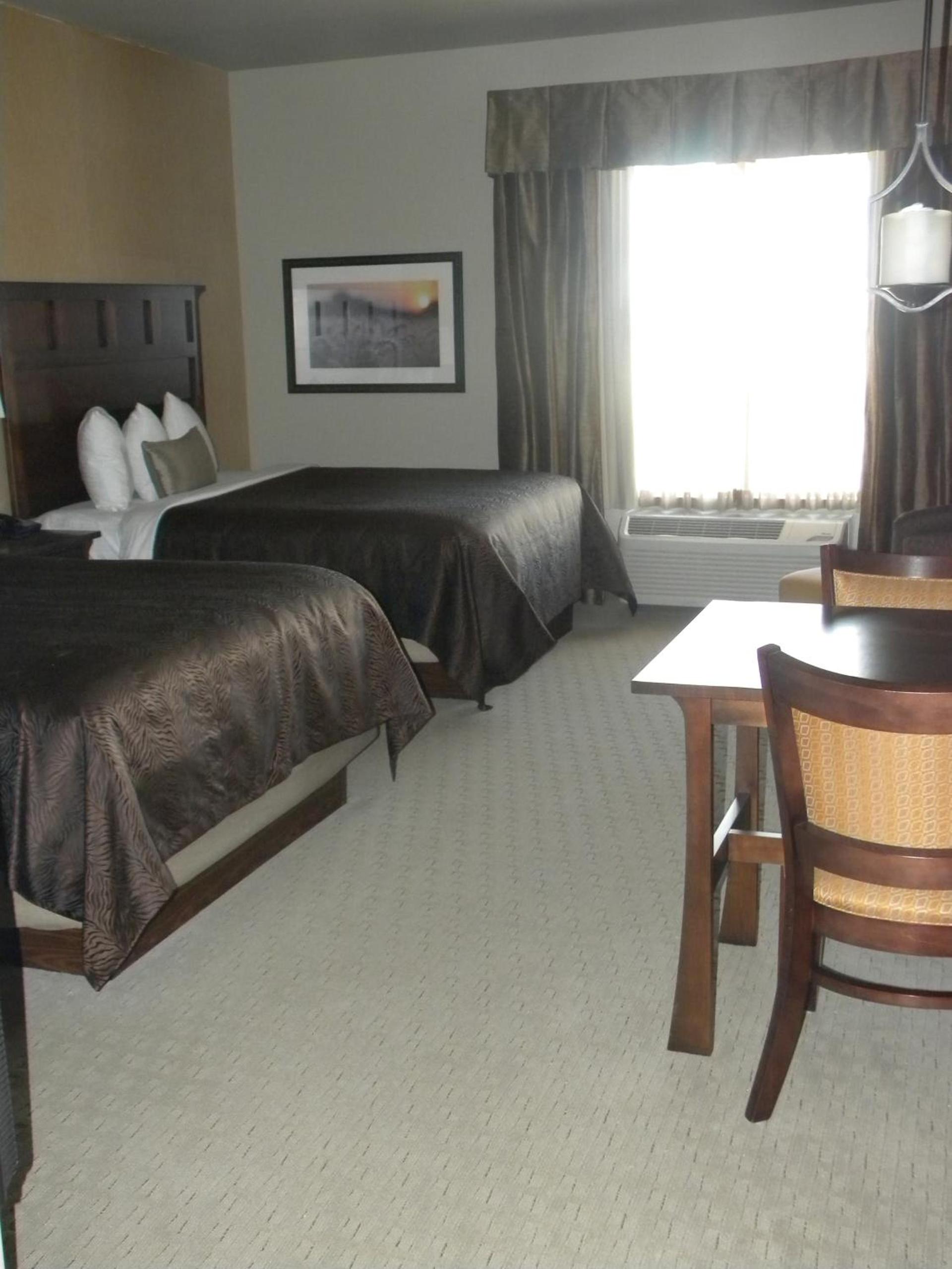 Teddy's Residential Suites Watford City photo 29