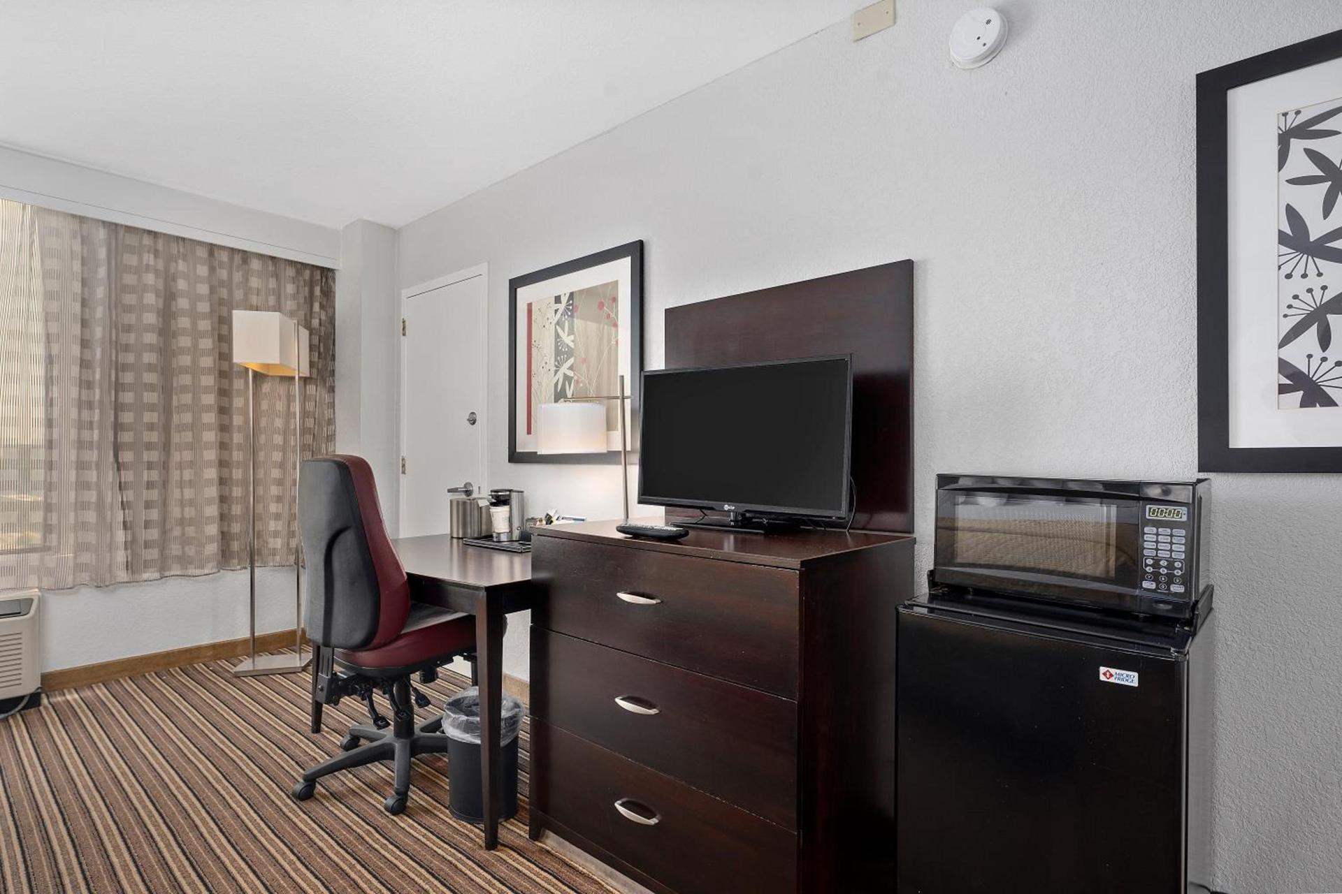 Wyndham Garden Norfolk Downtown photo 22