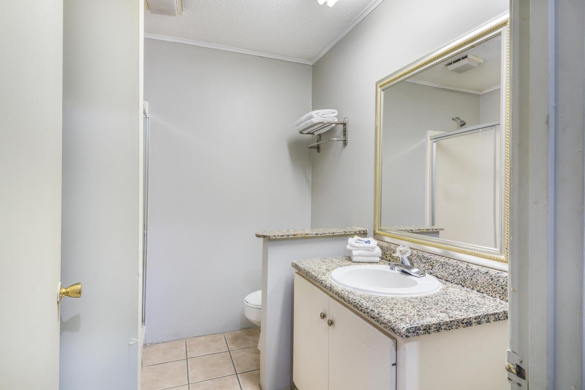 Americas Best Value Inn Arkadelphia photo 17