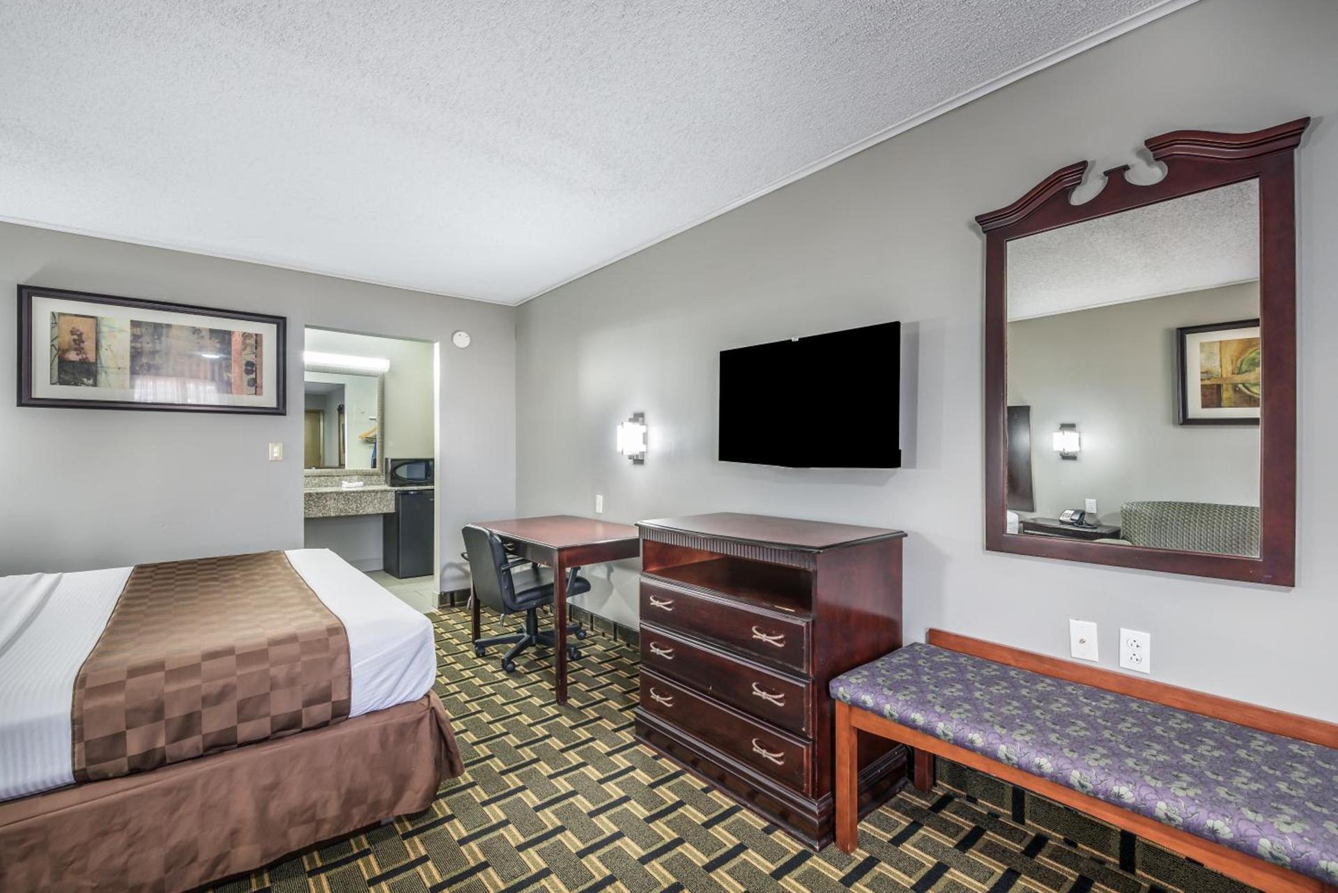 Americas Best Value Inn Arkadelphia photo 14