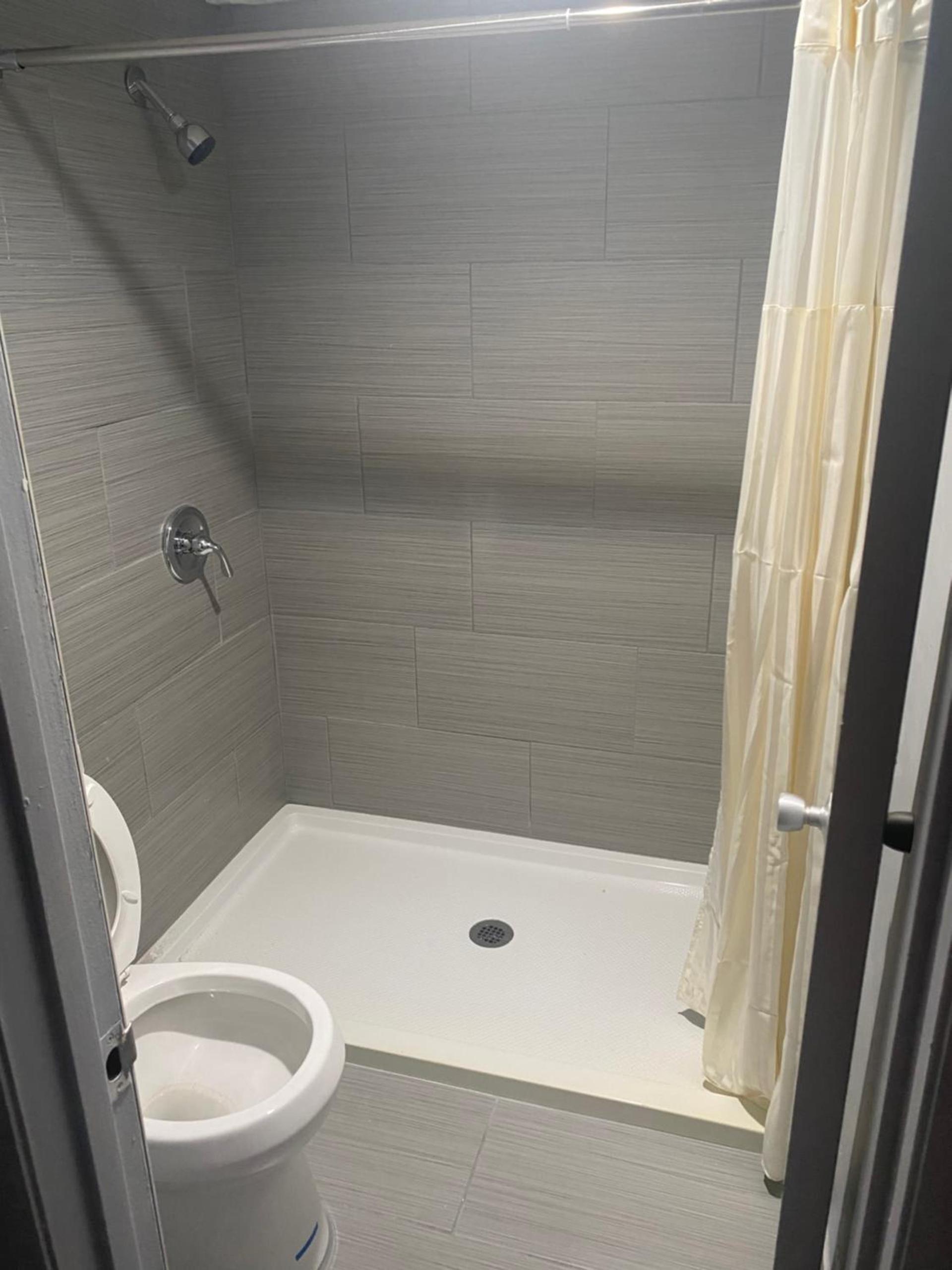 Americas Best Value Inn - Gainesville photo 11