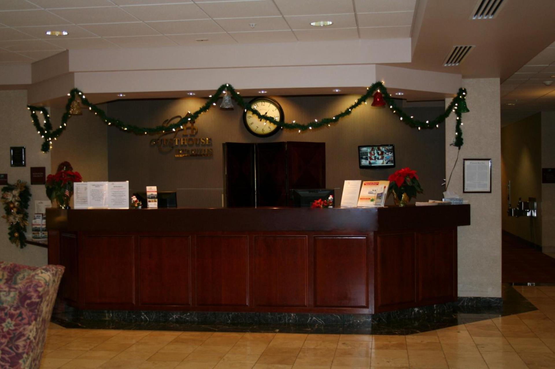 Evergreen Inn & Suites photo 25