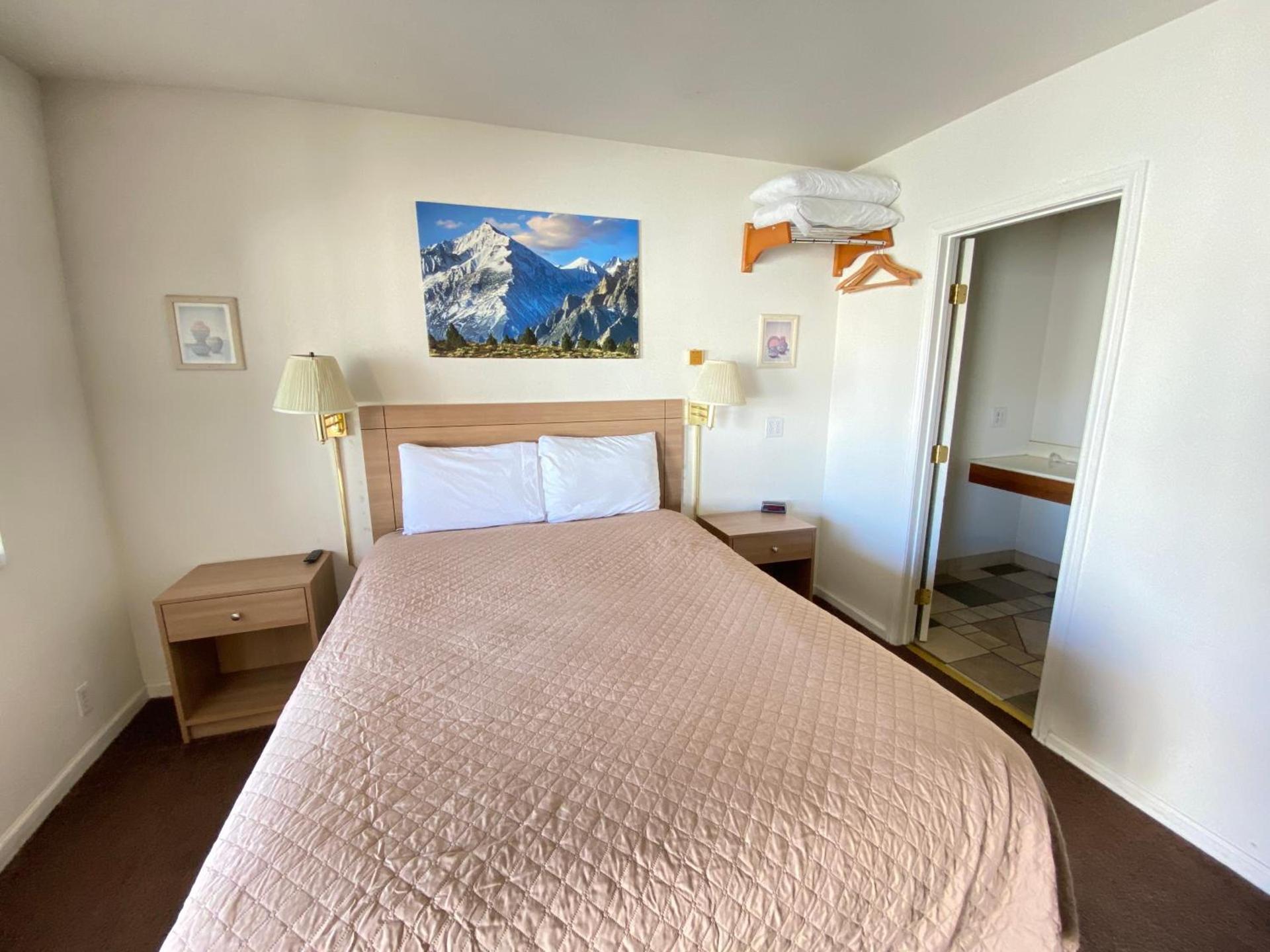 Bristlecone Motel photo 41