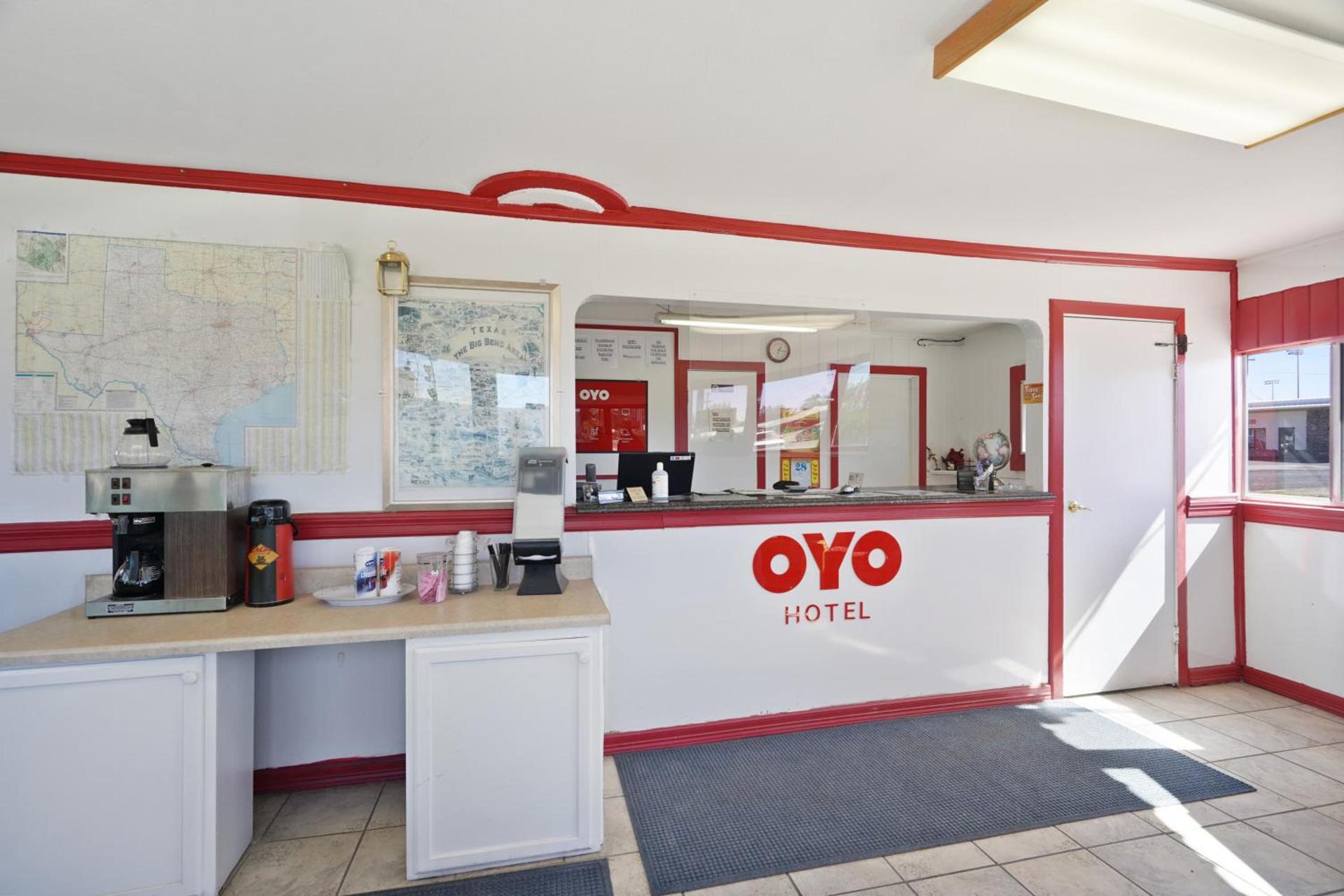 OYO Alpine TX near Big Bend National Park photo 8