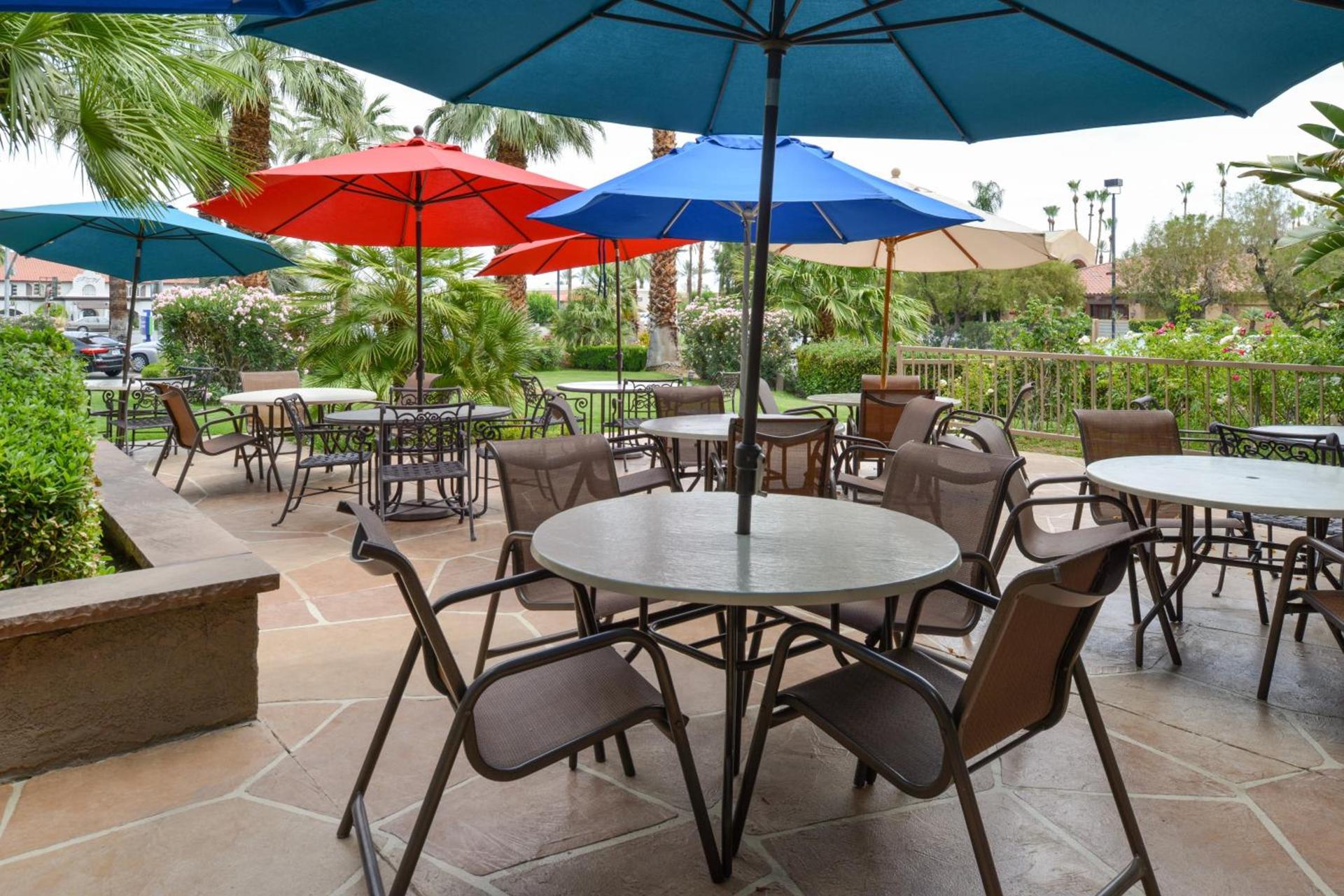 Holiday Inn Express Palm Desert by IHG photo 42