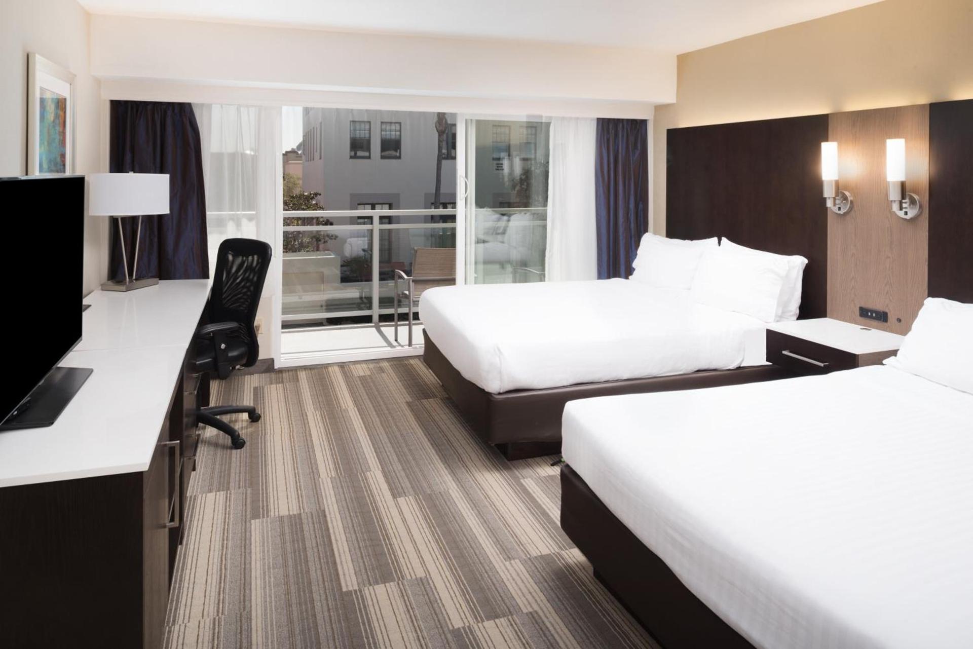 Holiday Inn Express - Downtown San Diego by IHG photo 42
