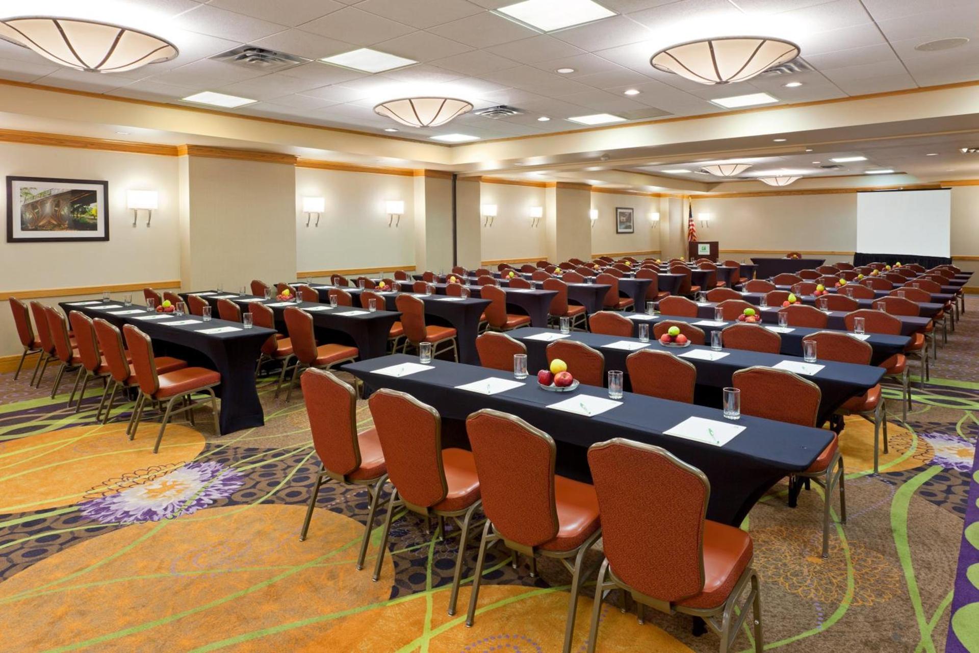 Holiday Inn Clark - Newark by IHG photo 22