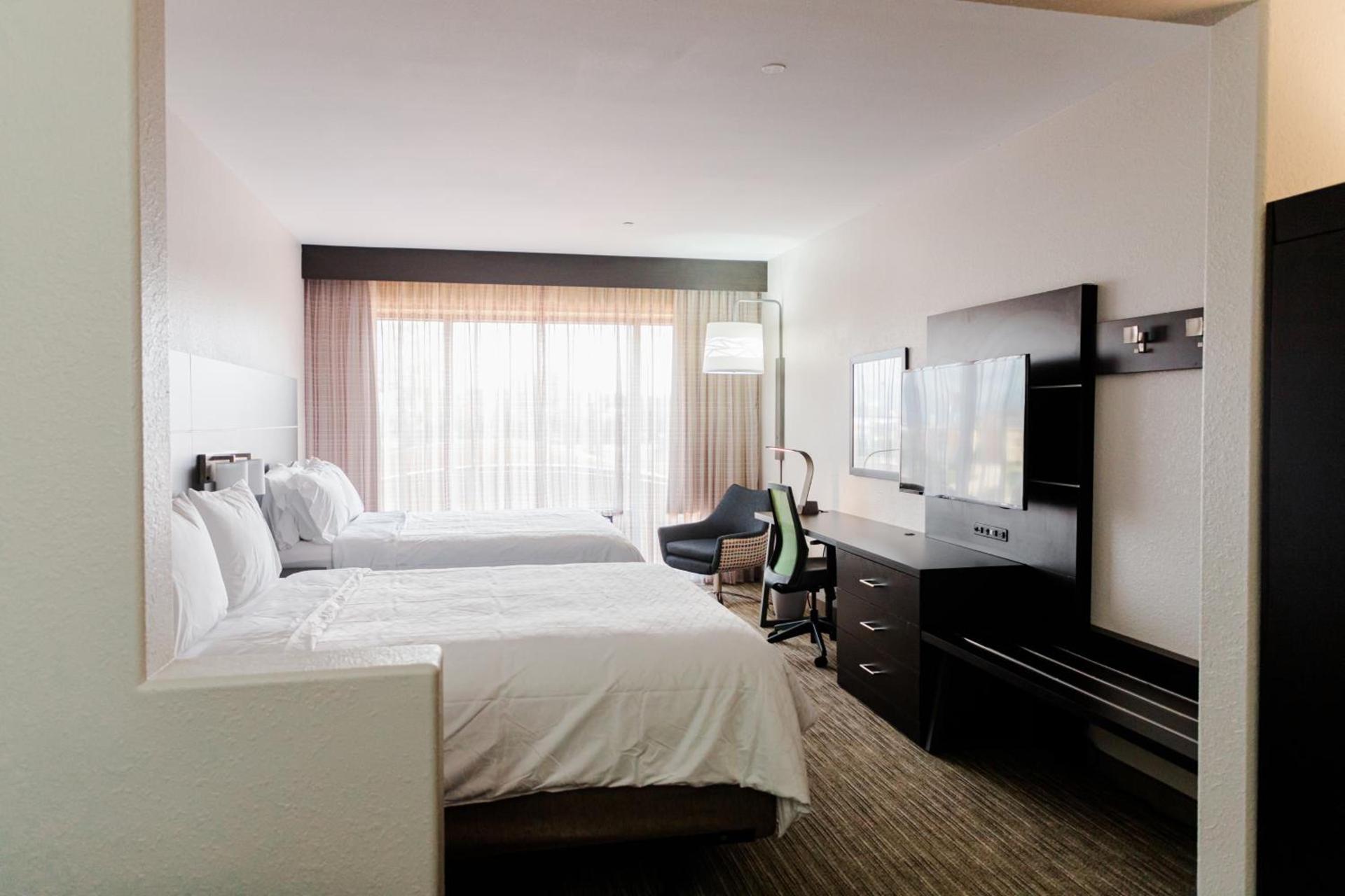 Holiday Inn Express Hotel & Suites Greenville by IHG photo 24