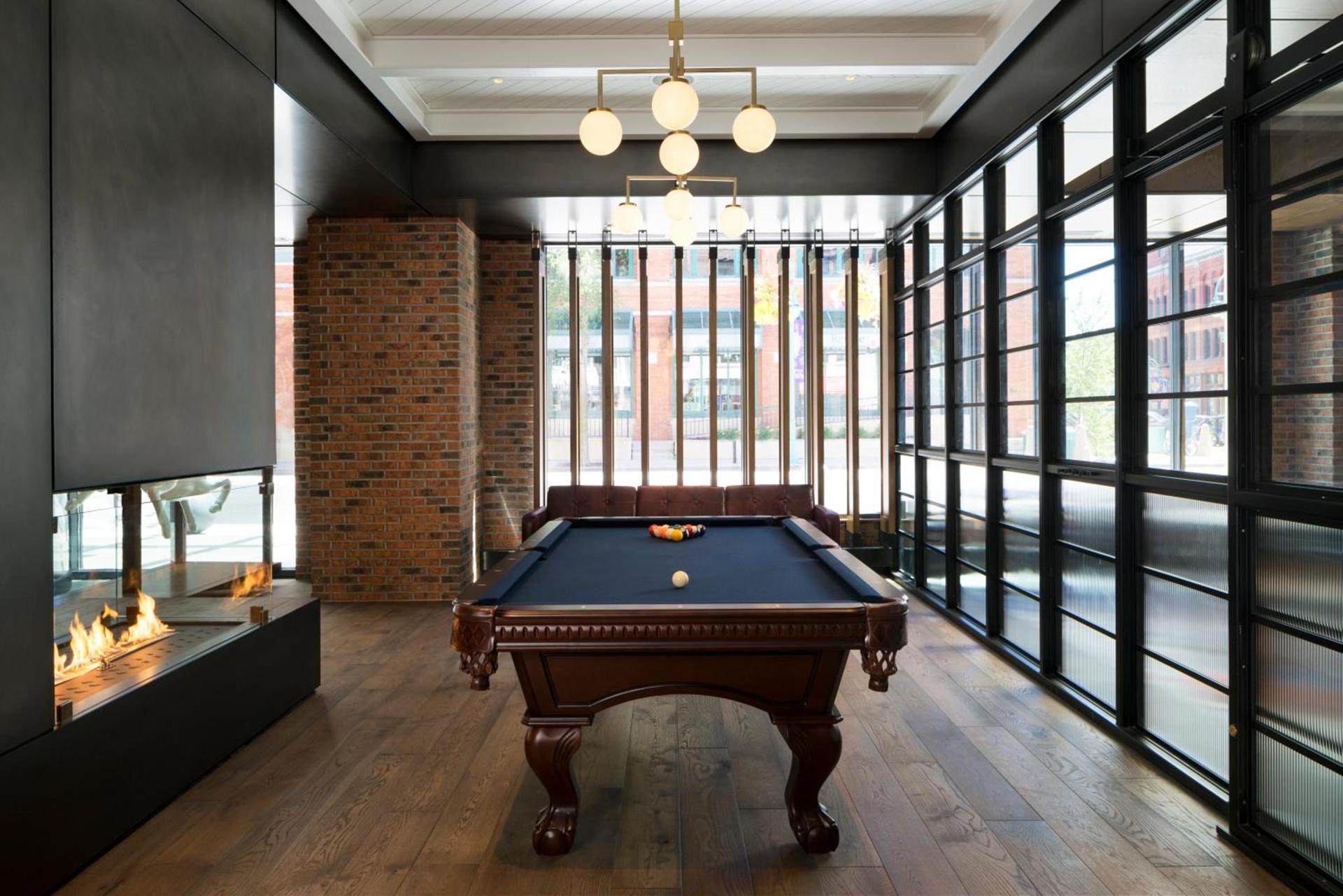 Kimpton Journeyman Hotel by IHG photo 59