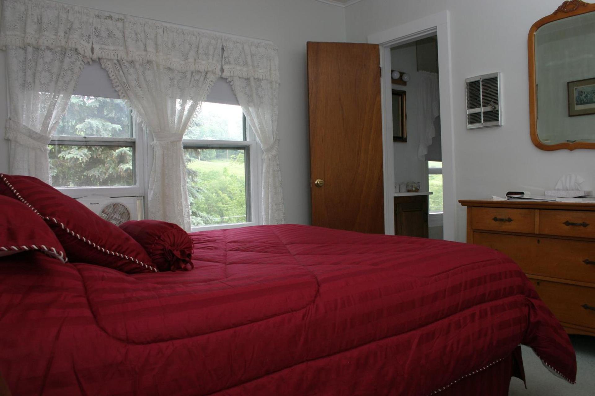 Inn at Starlight Lake & Restaurant photo 24