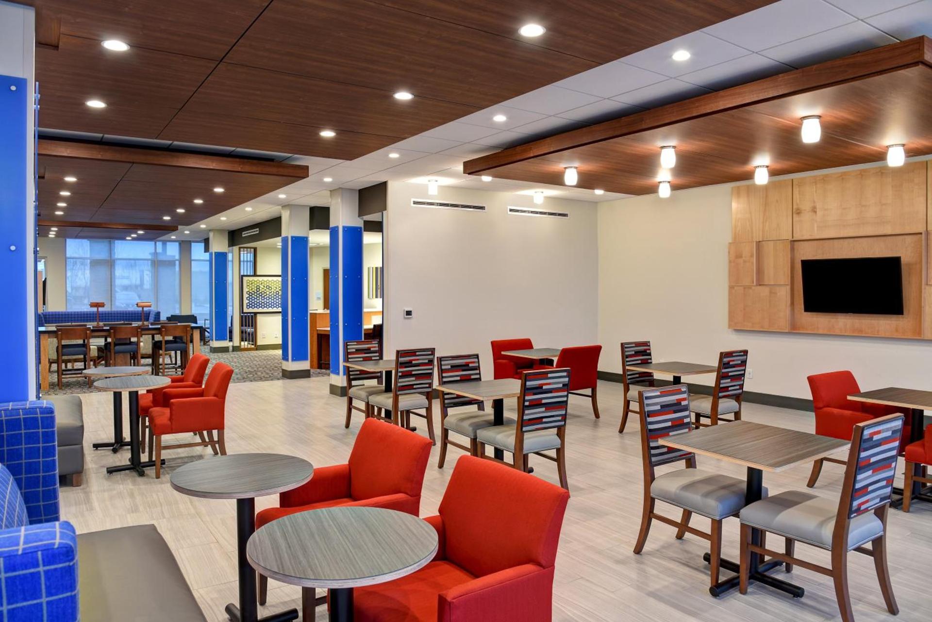 Holiday Inn Express & Suites - Ottawa by IHG photo 45
