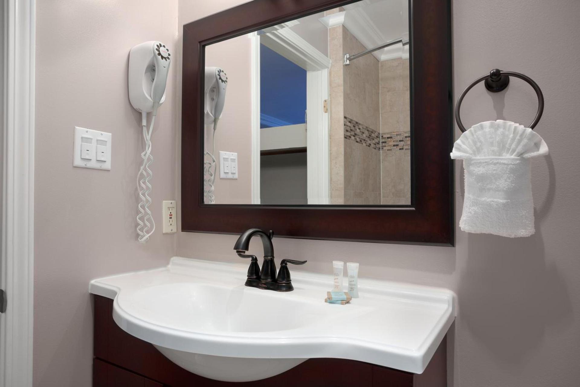 Quality Inn & Suites Santa Maria photo 22