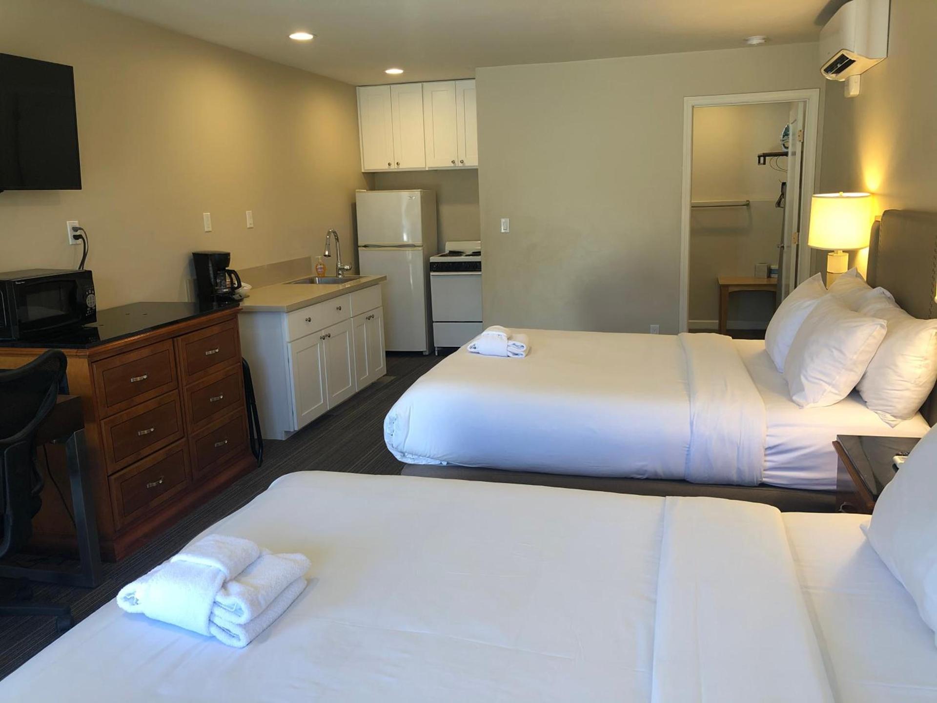 Moonlight Beach Motel photo 32