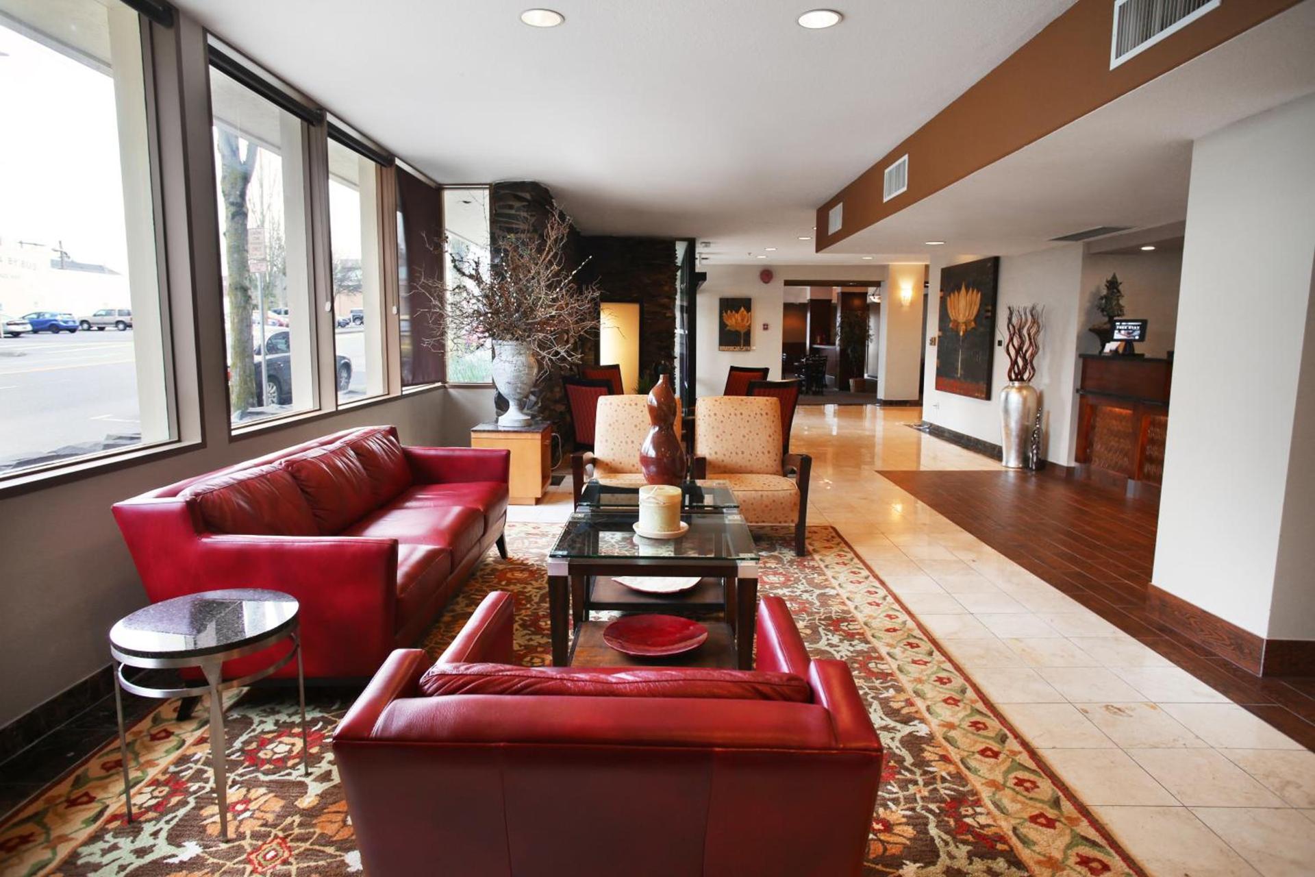 Red Lion Inn & Suites Olympia, Governor Hotel photo 2