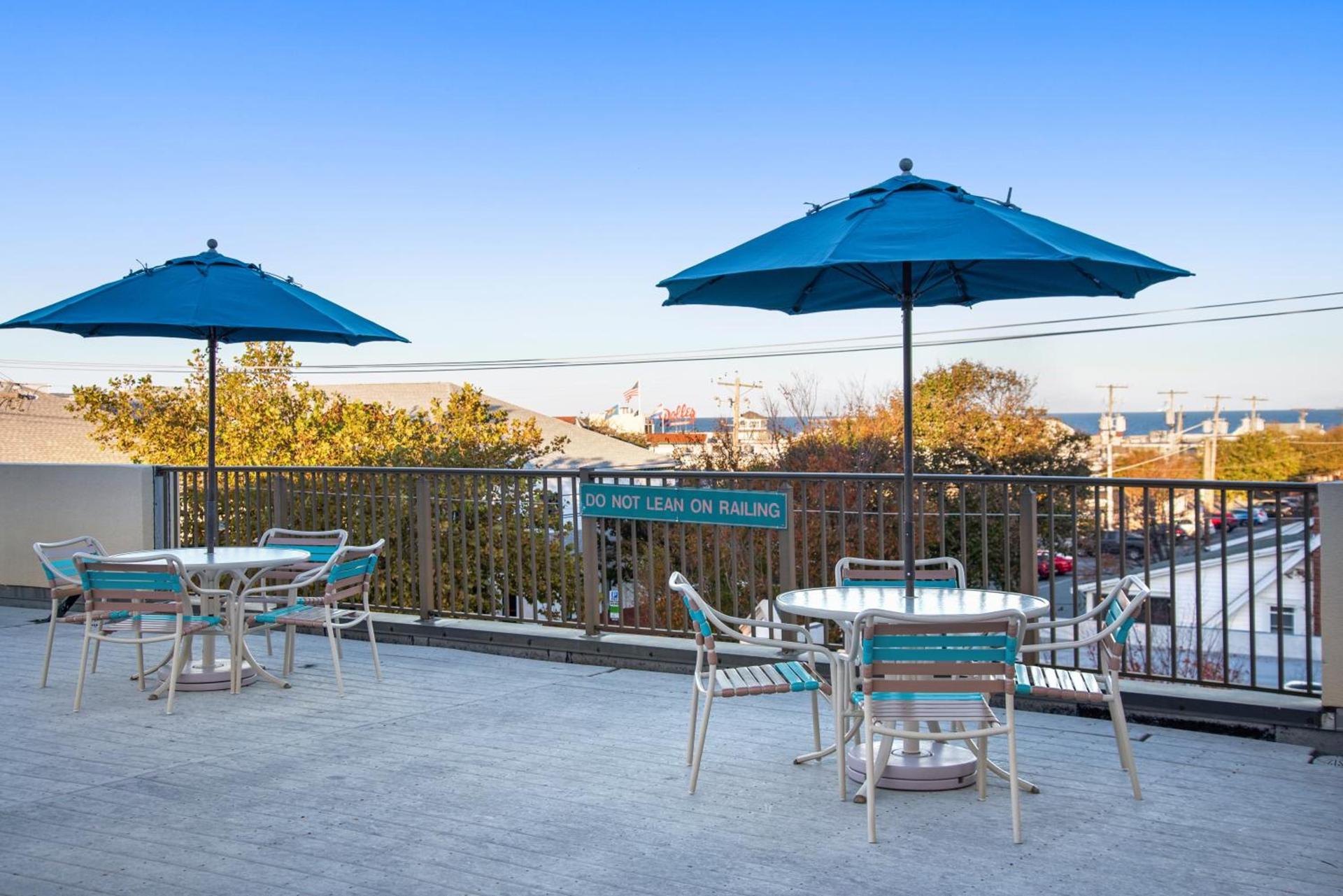 Brighton Suites Hotel photo 44