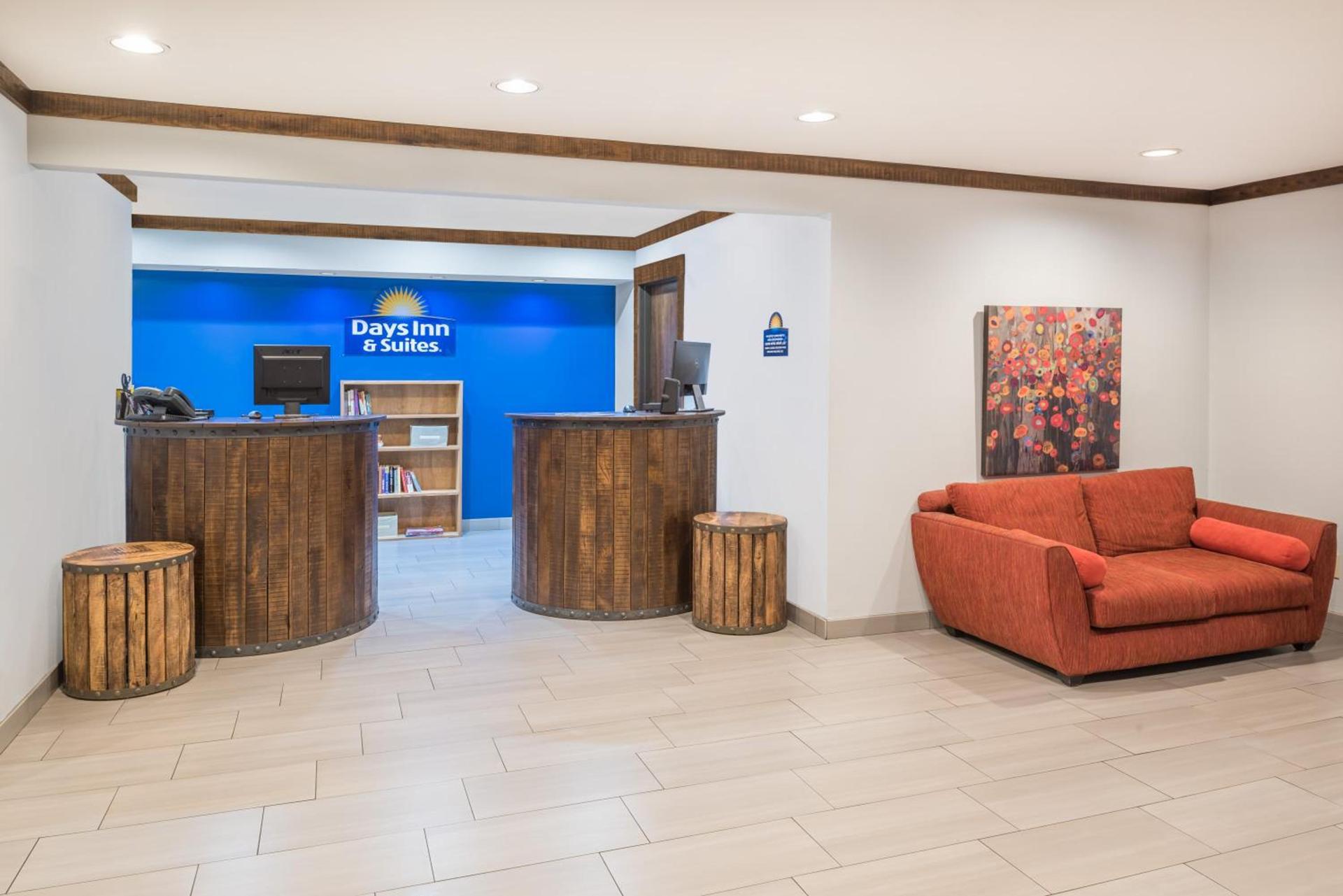 Days Inn by Wyndham Osage Beach Lake of the Ozarks photo 20