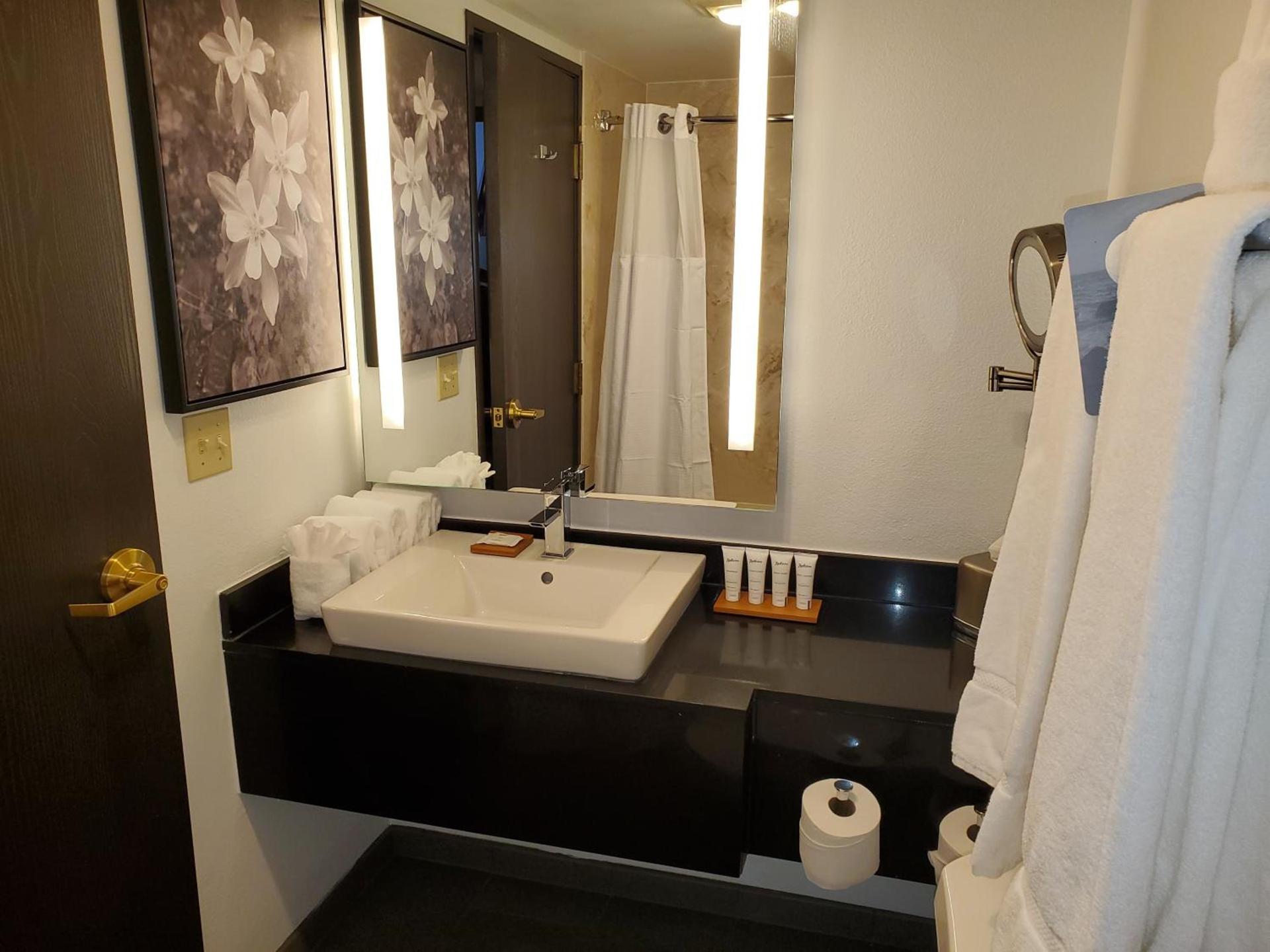 Radisson Hotel Colorado Springs Airport photo 40