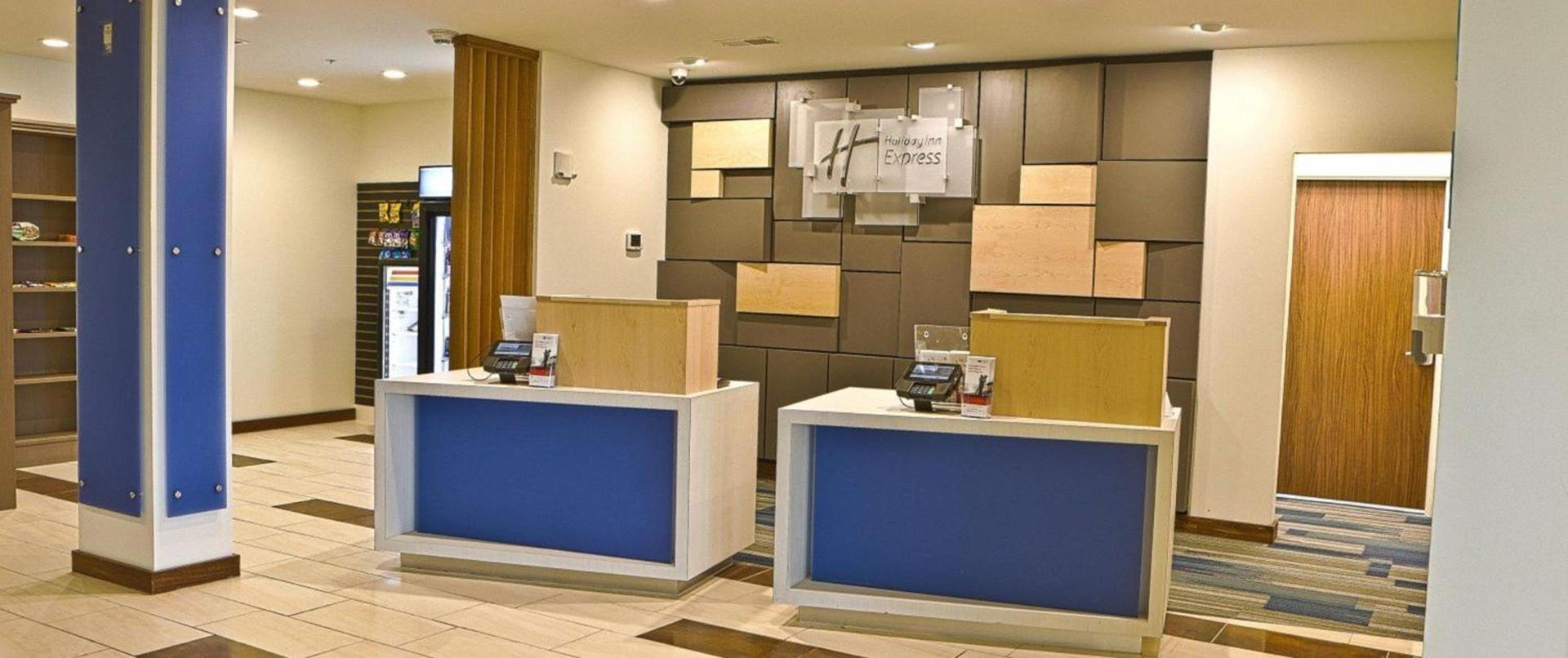 Holiday Inn Express McComb by IHG photo 3