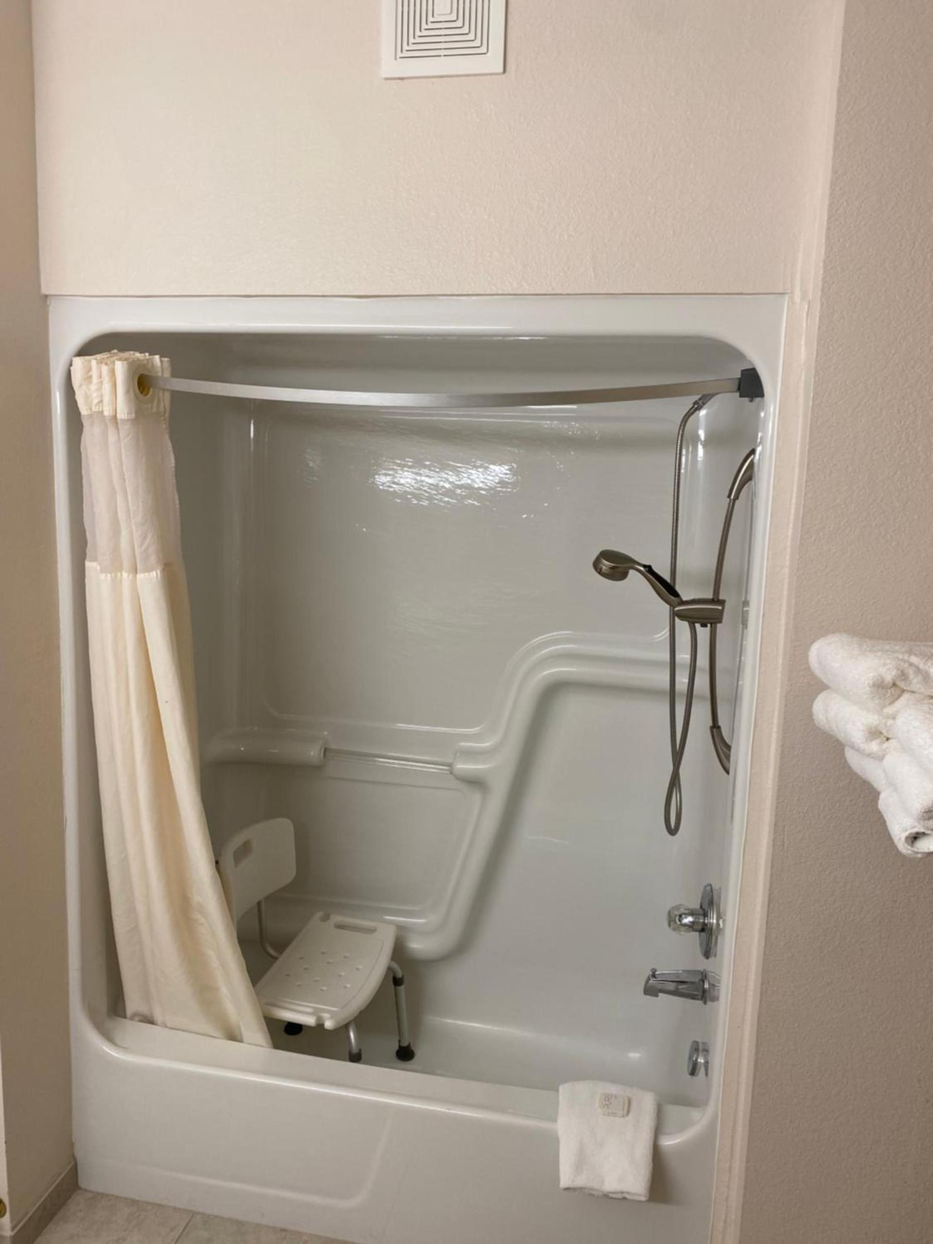 Northfield Inn Suites and Conference Center photo 10