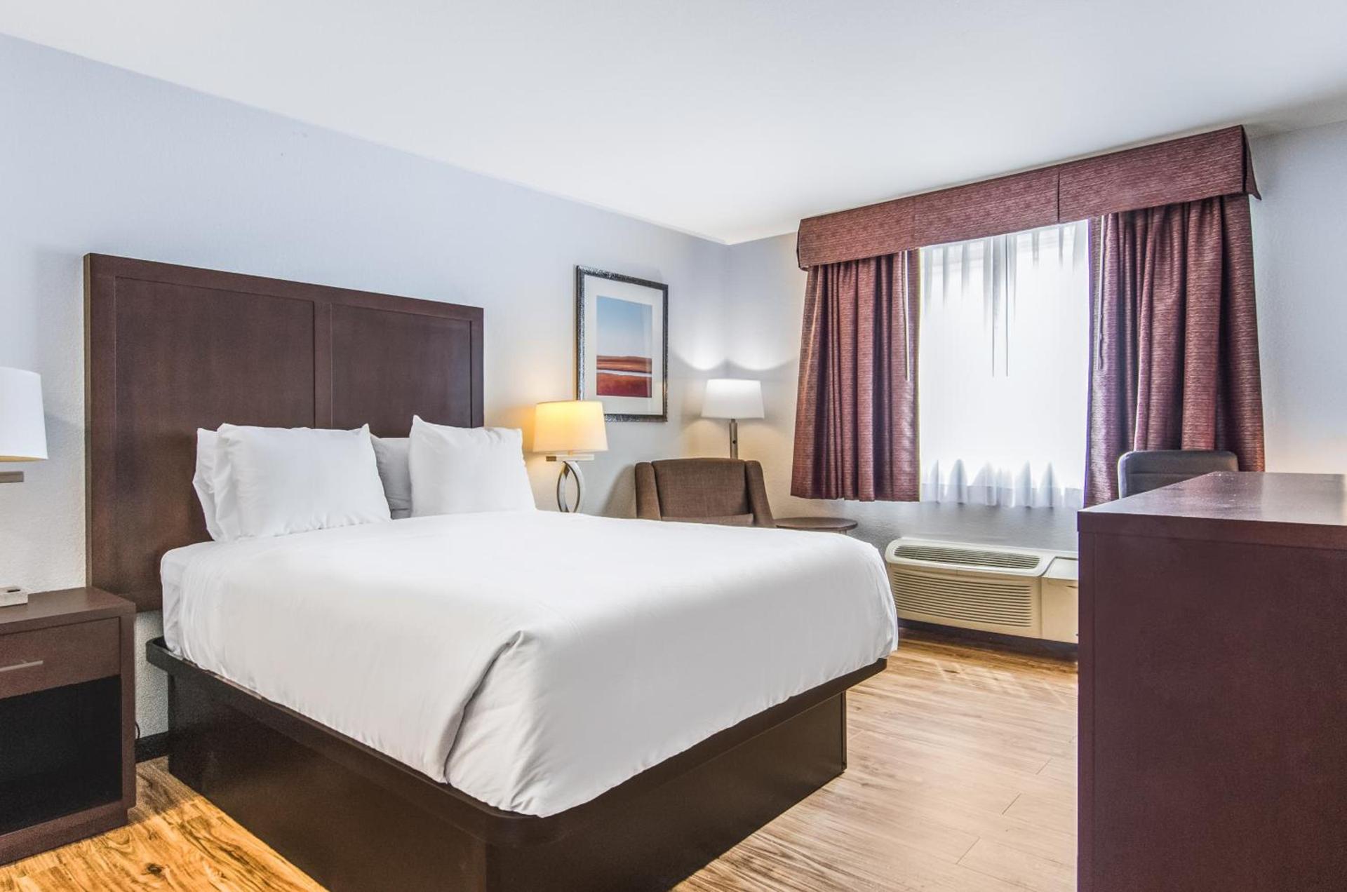 Red Lion Inn & Suites Des Moines photo 10