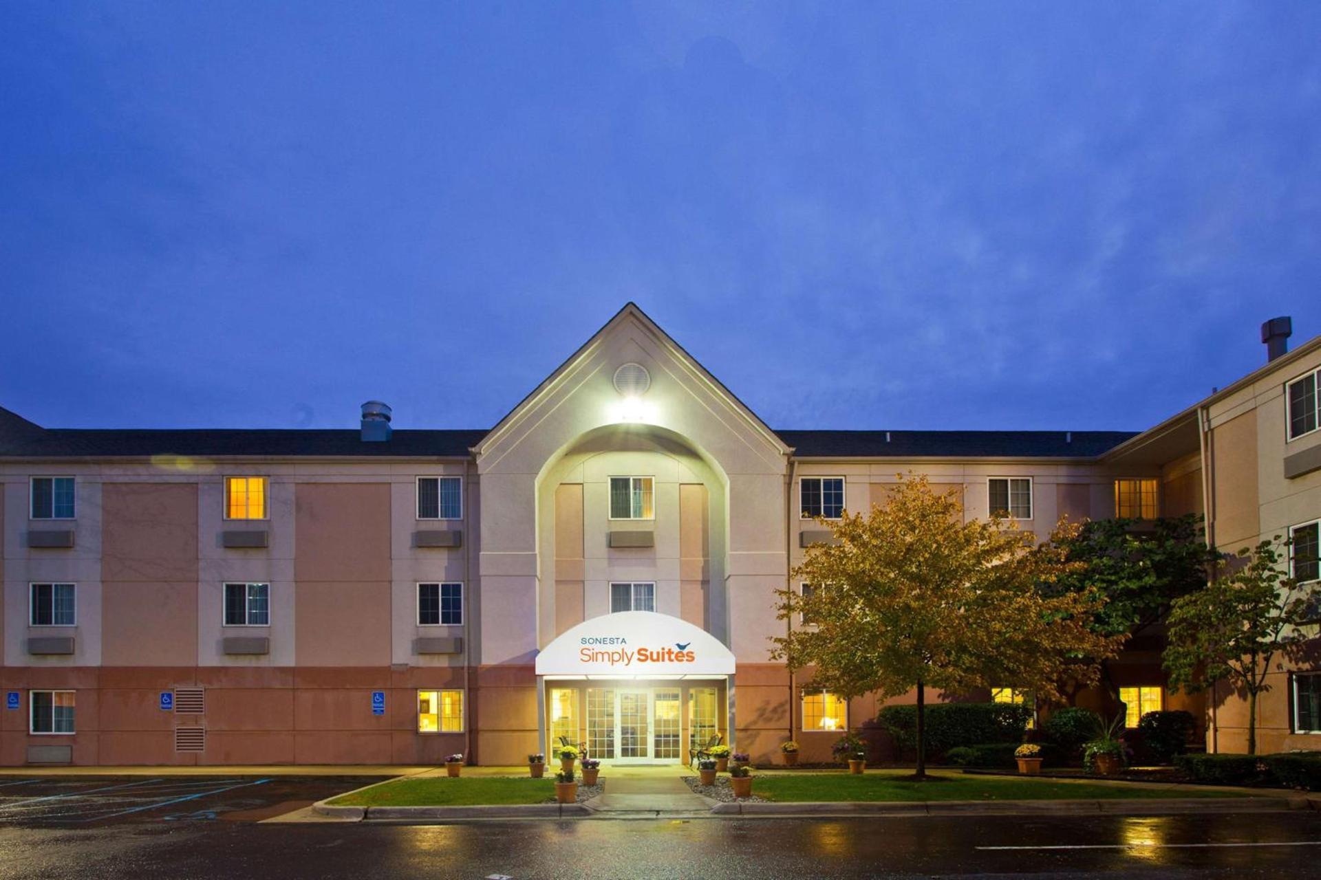 Sonesta Simply Suites Detroit Warren — hotel in Warren